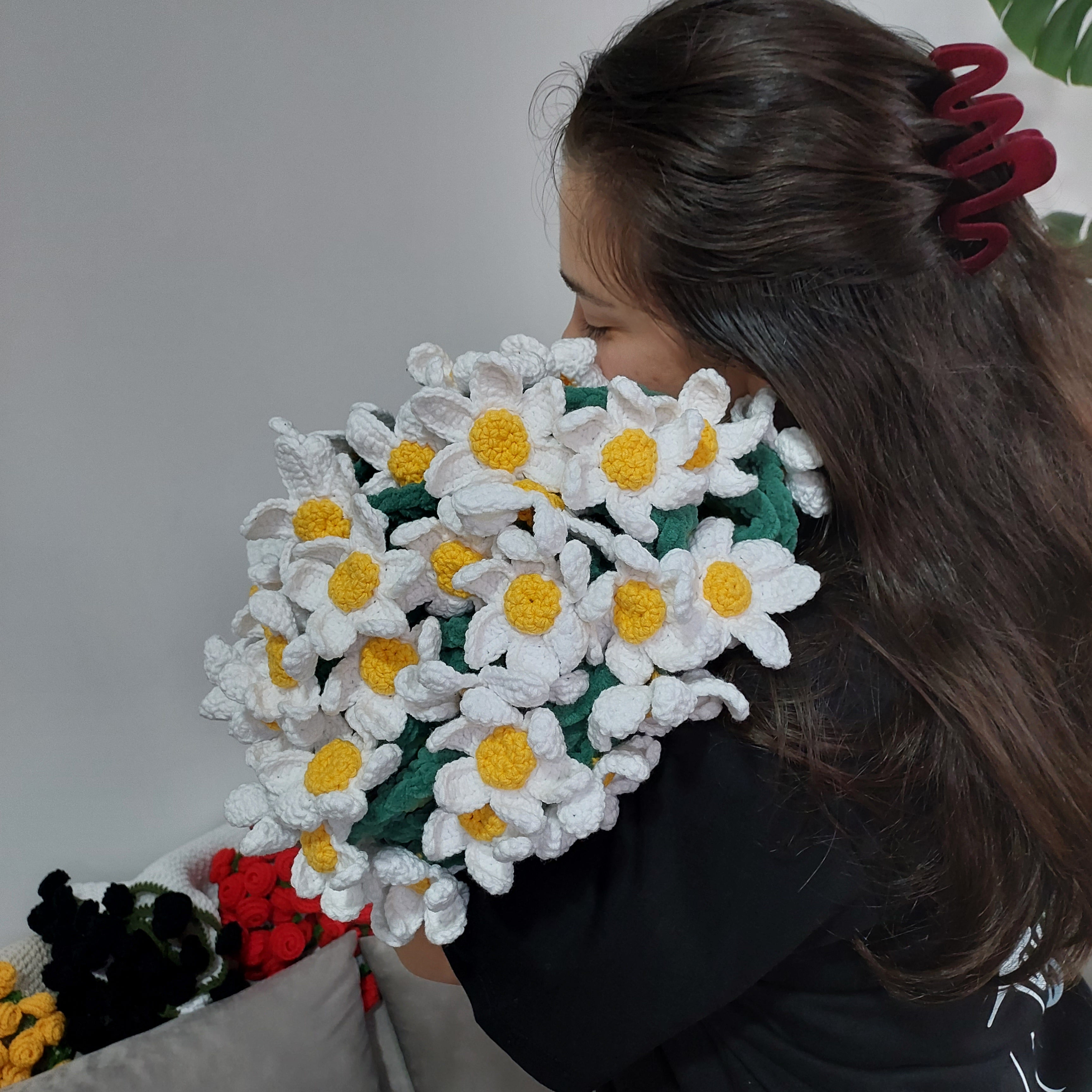 El Yapımı Papatya Kadife Buket Battaniye - Tasarım Ürün (80 cm - 100 cm - 120 cm)