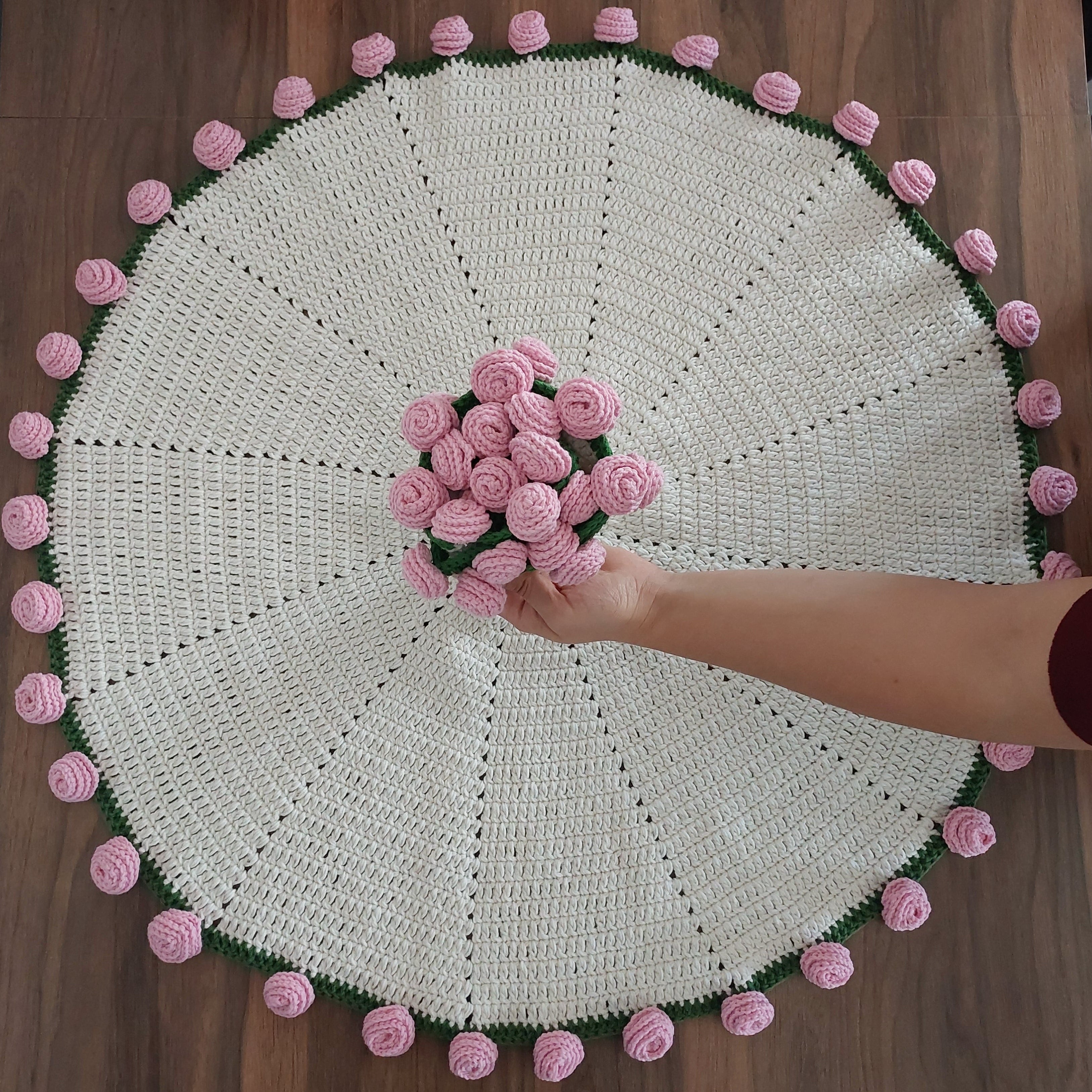 El Yapımı Pembe Gül Buket Battaniye