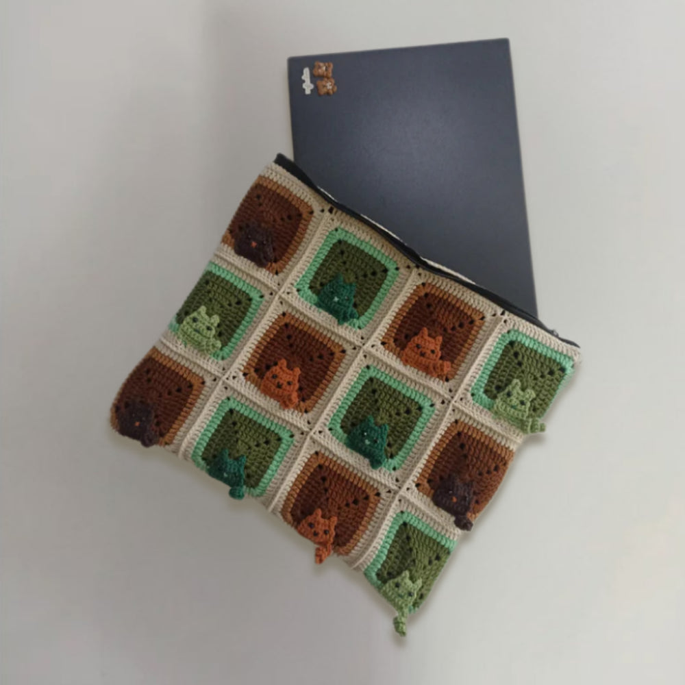 Cottagecore Kedili Laptop & Kitap Çantası - 27*36 cm - Kedi Motifli Örgü Laptop Çantası