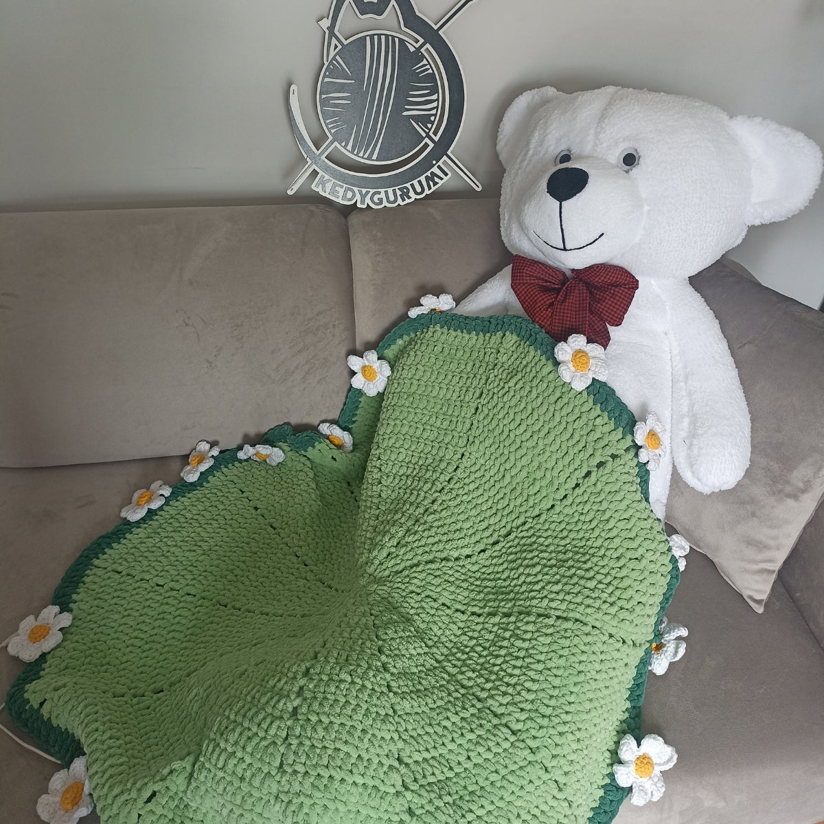 El Yapımı Papatya Kadife Buket Battaniye (80 cm - 100 cm - 120 cm)