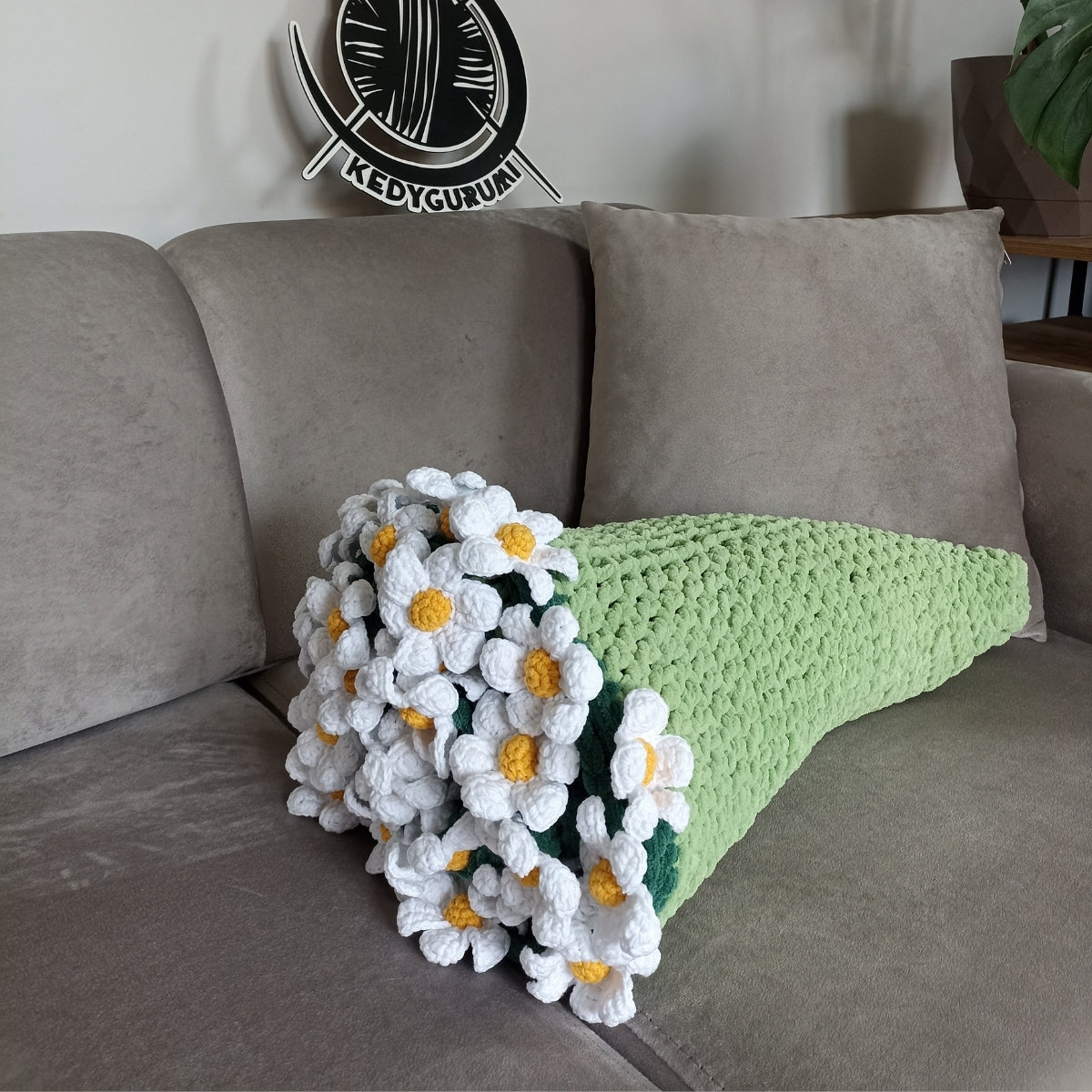 El Yapımı Papatya Kadife Buket Battaniye (80 cm - 100 cm - 120 cm)