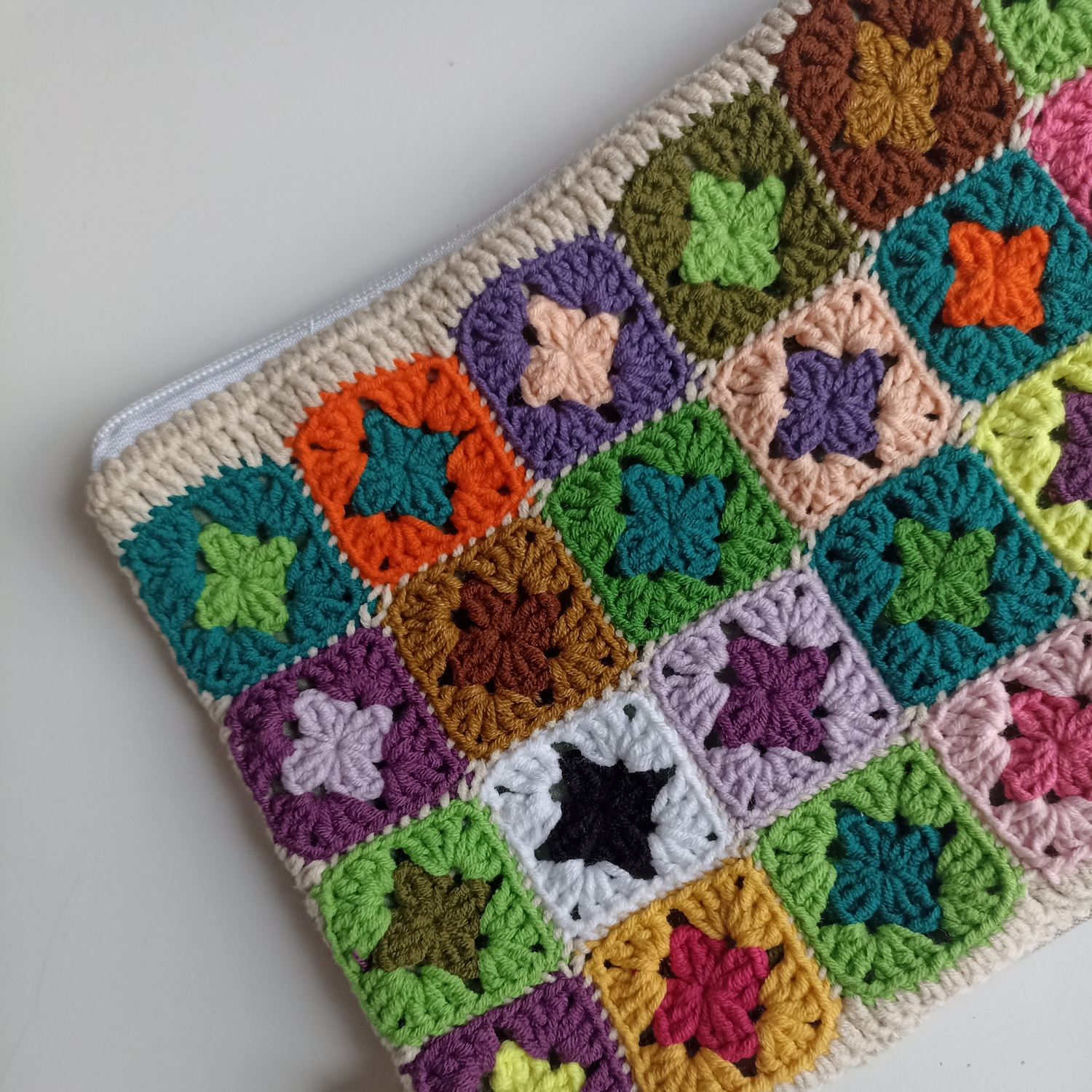 Mini Granny Motifli Makyaj Çantası / Kalemlik, Rengarenk Örgü Motifli Makyaj Çantası / Örgü Kalem Kutusu
