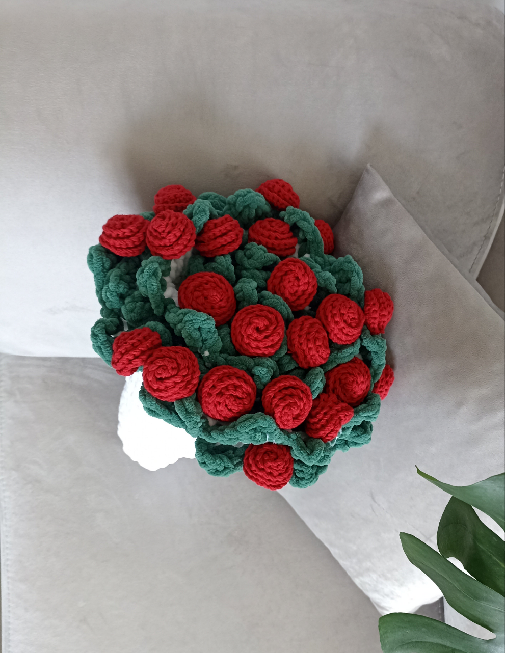 El Yapımı Kırmızı Gül Kadife Buket Battaniye (80 cm - 100 cm - 120 cm)