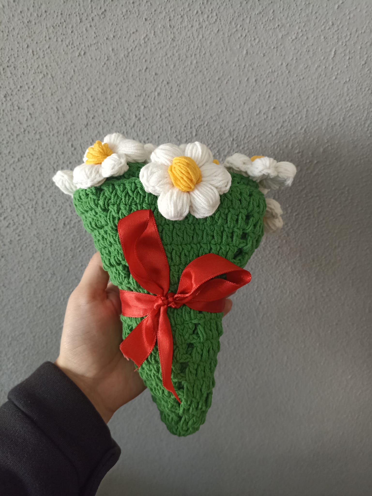 El Yapımı Puf Papatya Buket Battaniye