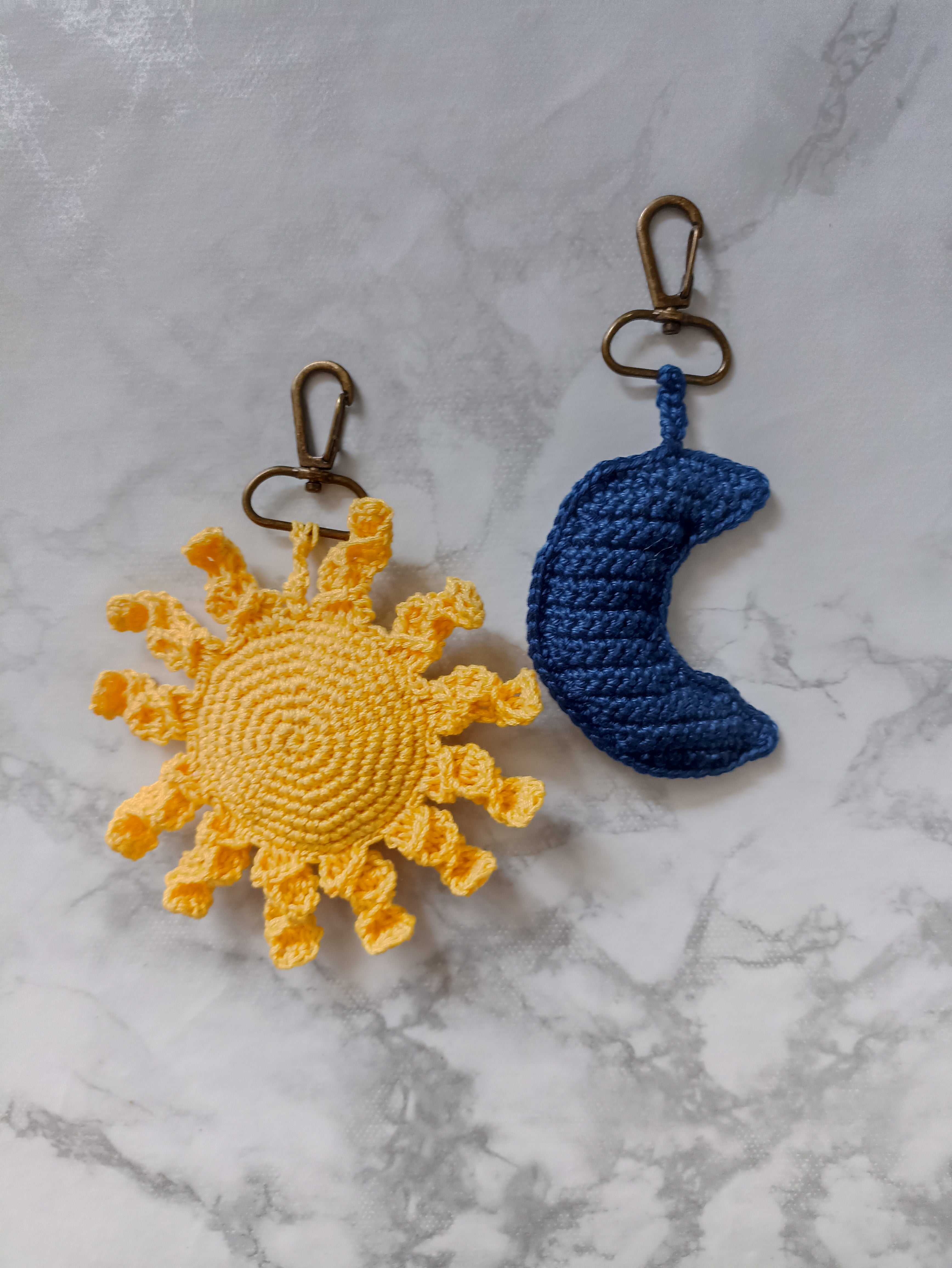 Sun & Moon Couple Keychain - Amigurumi Knitted Keychain