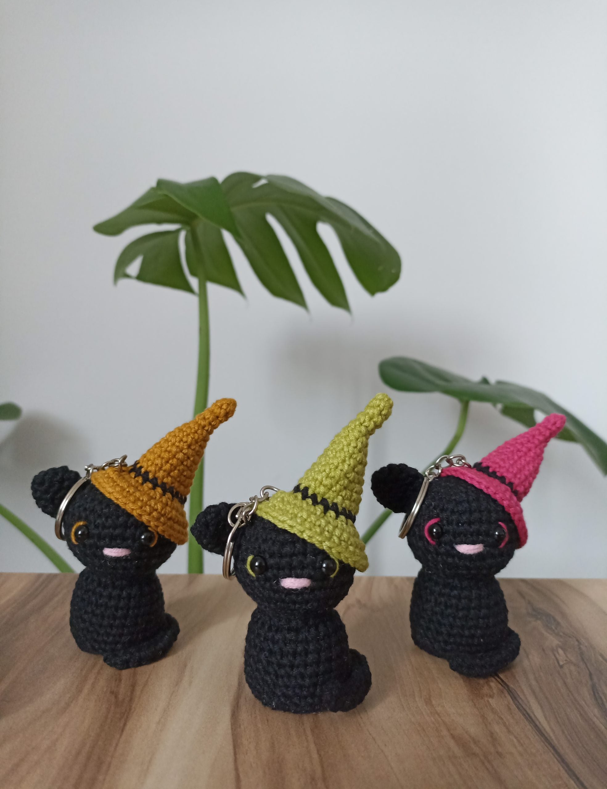 Cadı Şapkalı Kedi Amigurumi Anahtarlık/Çanta Süsü