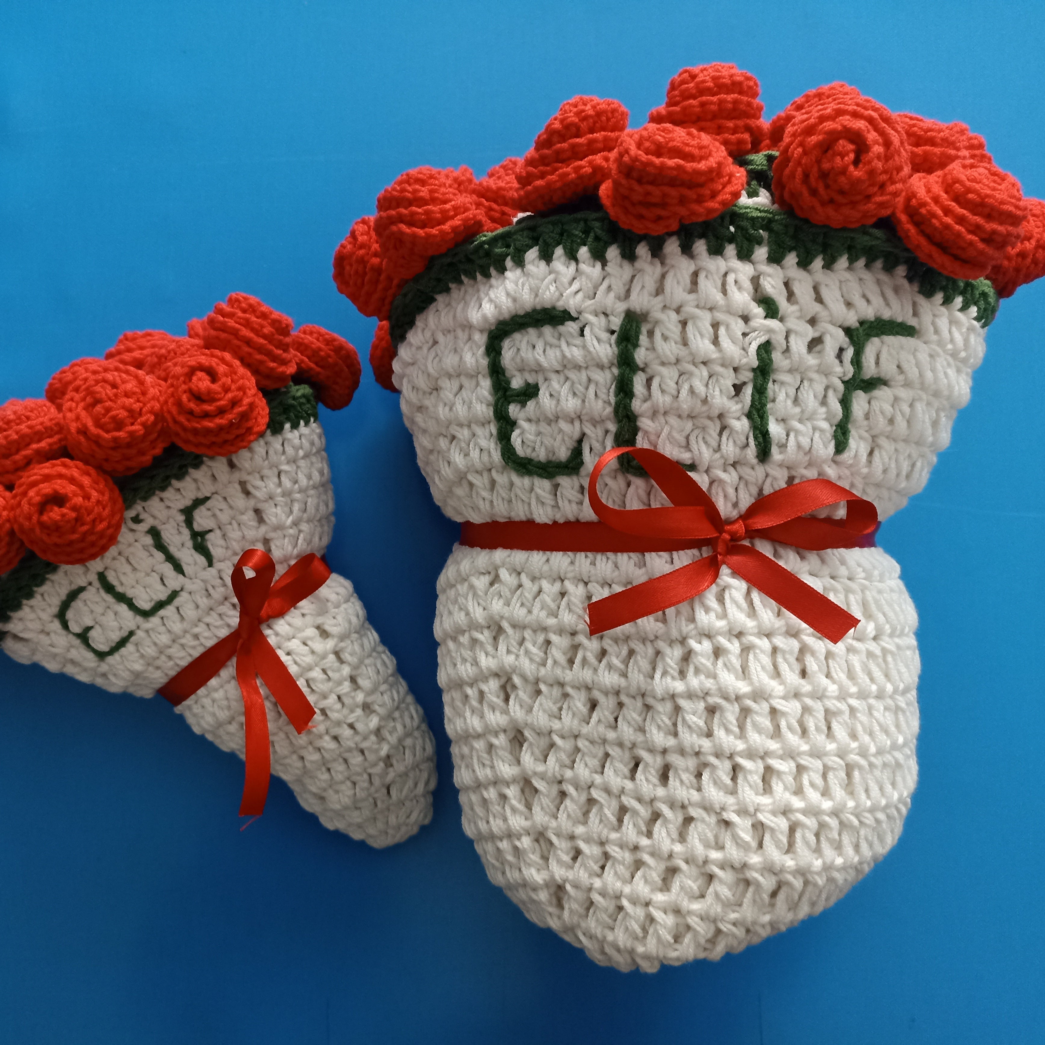 El Yapımı Kırmızı Gül Buket Battaniye