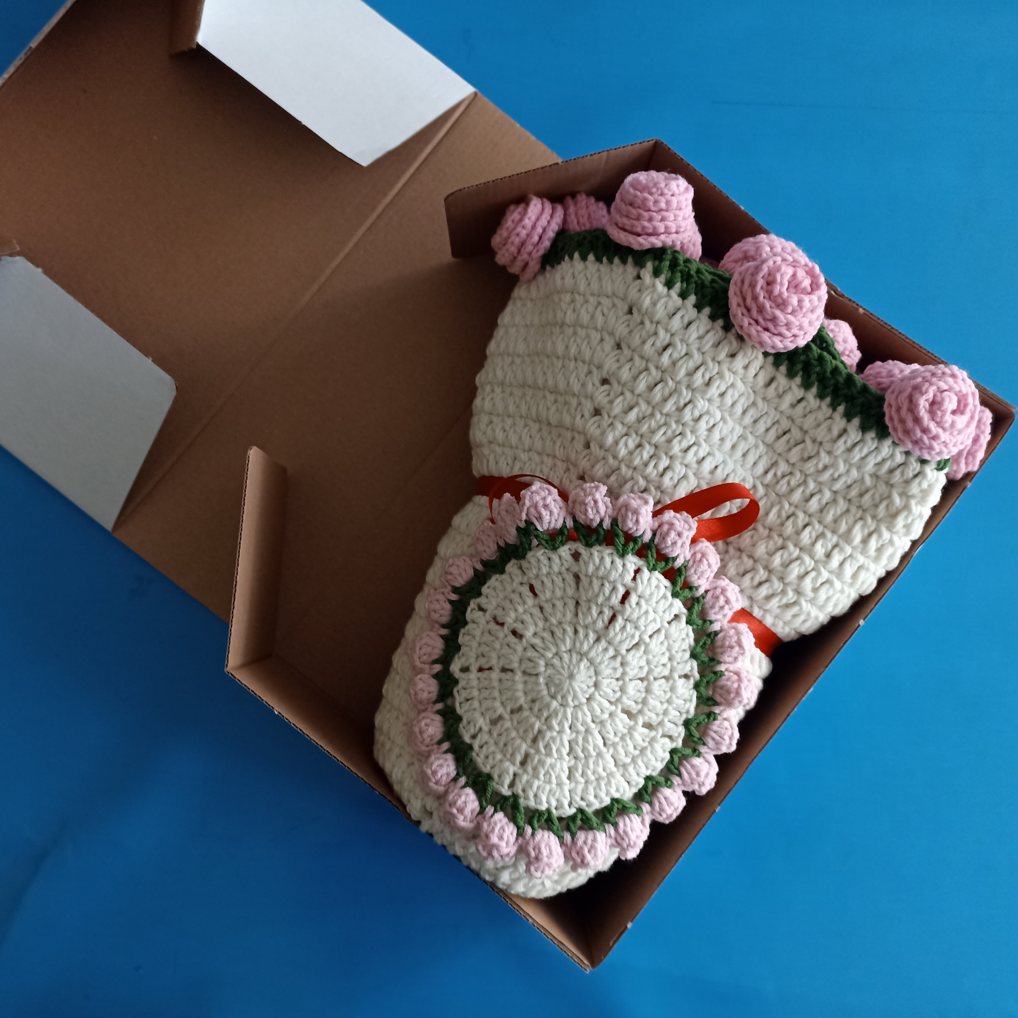 El Yapımı Pembe Gül Buket Battaniye