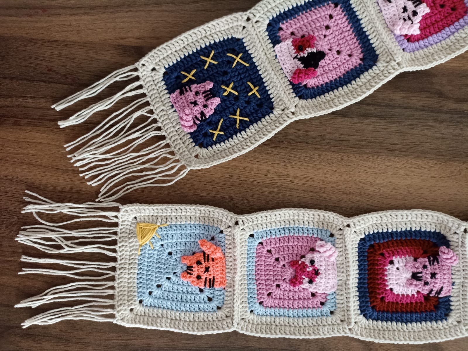 Kedi Motifli Örgü Atkı - Pembe - El Örgüsü Kedili Atkı - Kedi Temalı Kışlık Atkı