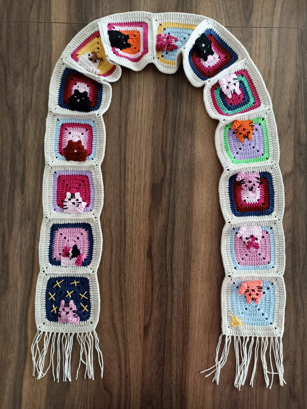 Kedi Motifli Örgü Atkı - Pembe - El Örgüsü Kedili Atkı - Kedi Temalı Kışlık Atkı