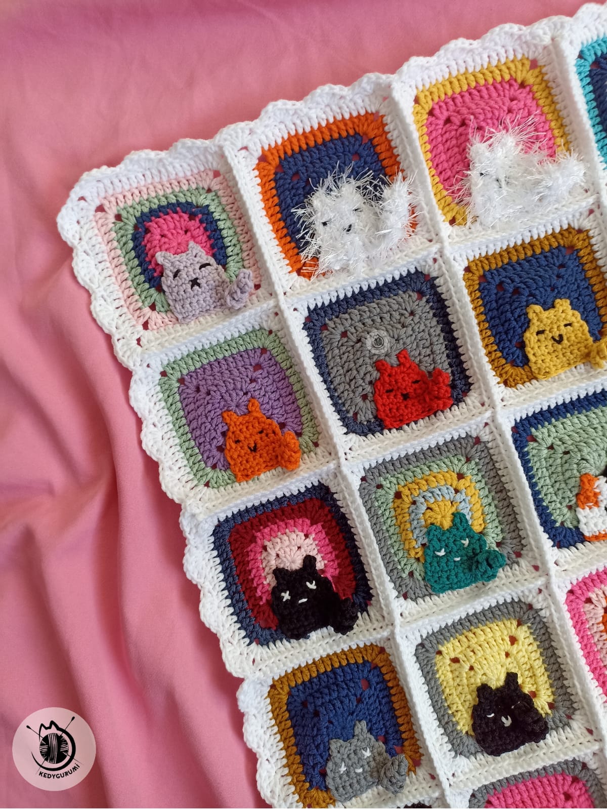 Cat Crochet Cat Blanket - Cat Motif Blanket with Bag Ornament Gift