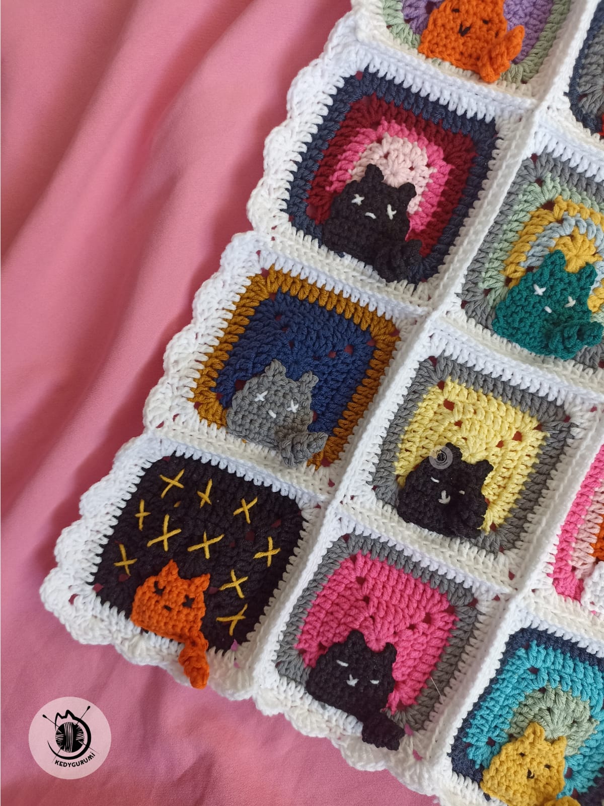 Cat Crochet Cat Blanket - Cat Motif Blanket with Bag Ornament Gift
