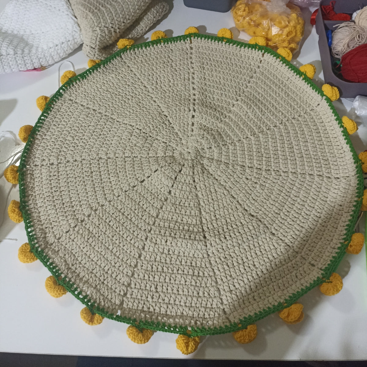 El Yapımı Sarı Gül Buket Battaniye