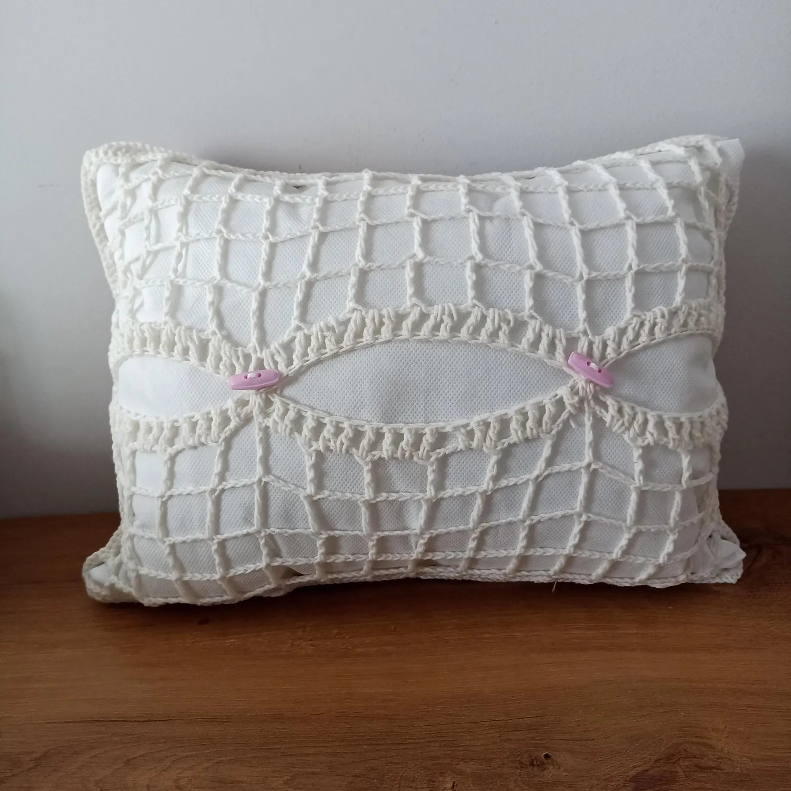 El Örgüsü Kedi Motifli Kırlent Kılıfı, Pastel Renkli Kedili Kırlent Kılıfı 30x40 cm