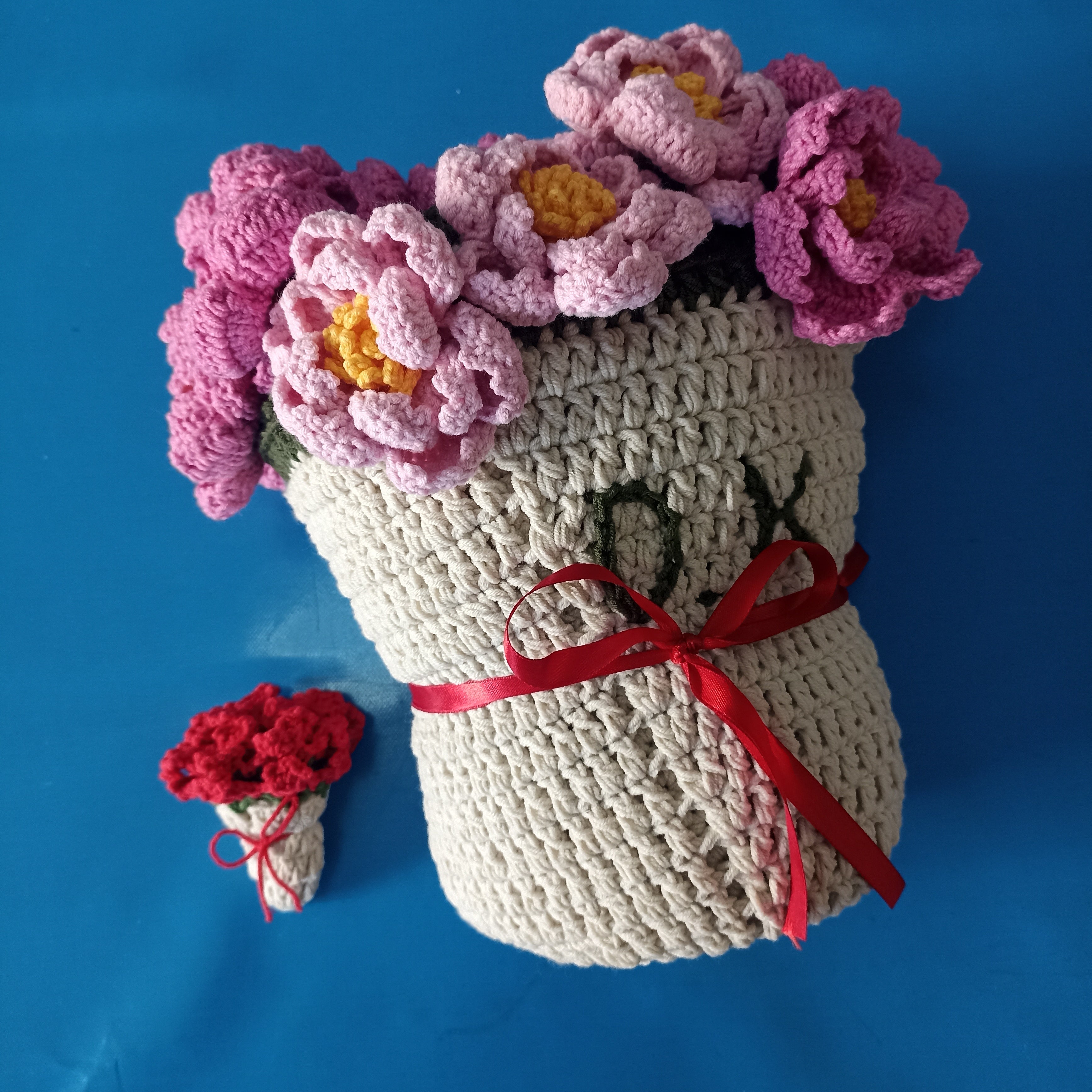 El Yapımı Pembe Tonlu Şakayık Buket Battaniye - 40 cm/80 cm