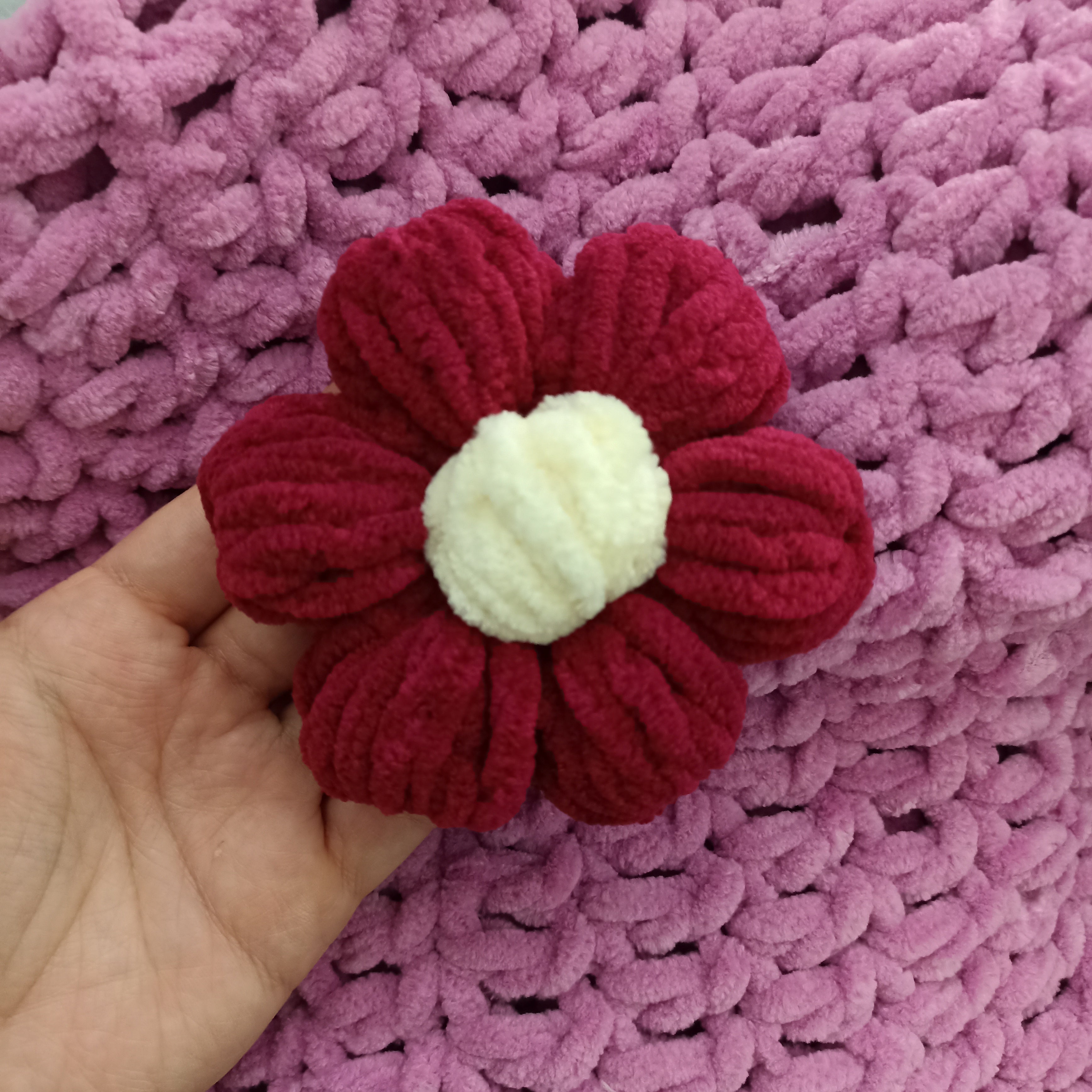 Handmade Crochet Daisy Bouquet Blanket (80 cm - 100 cm - 120 cm)