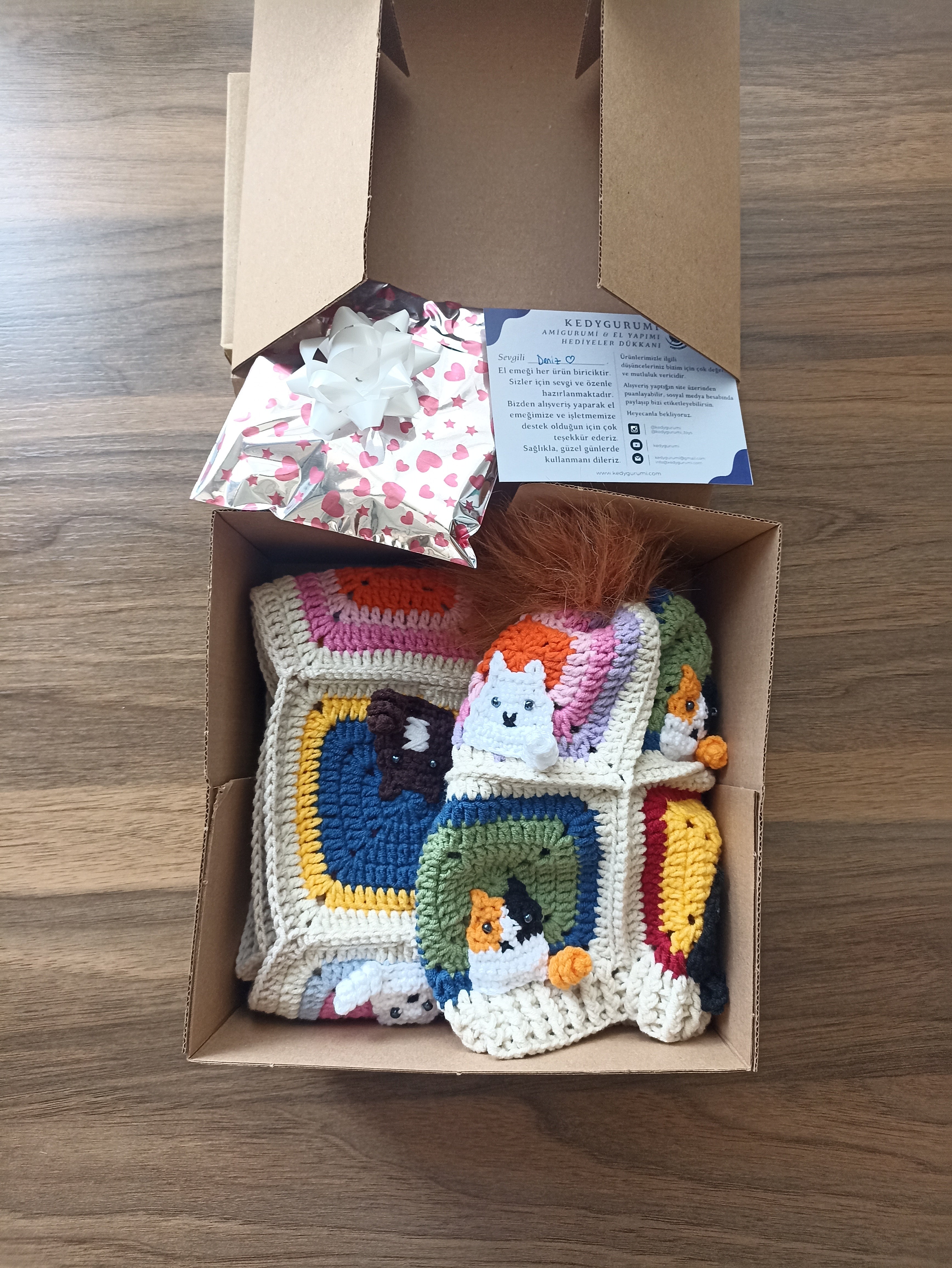 Örgü Kedili Bere ve Atkı İkili Set - Ekru - Kedi Temalı Örgü Atkı ve Ponponlu Örgü Bere