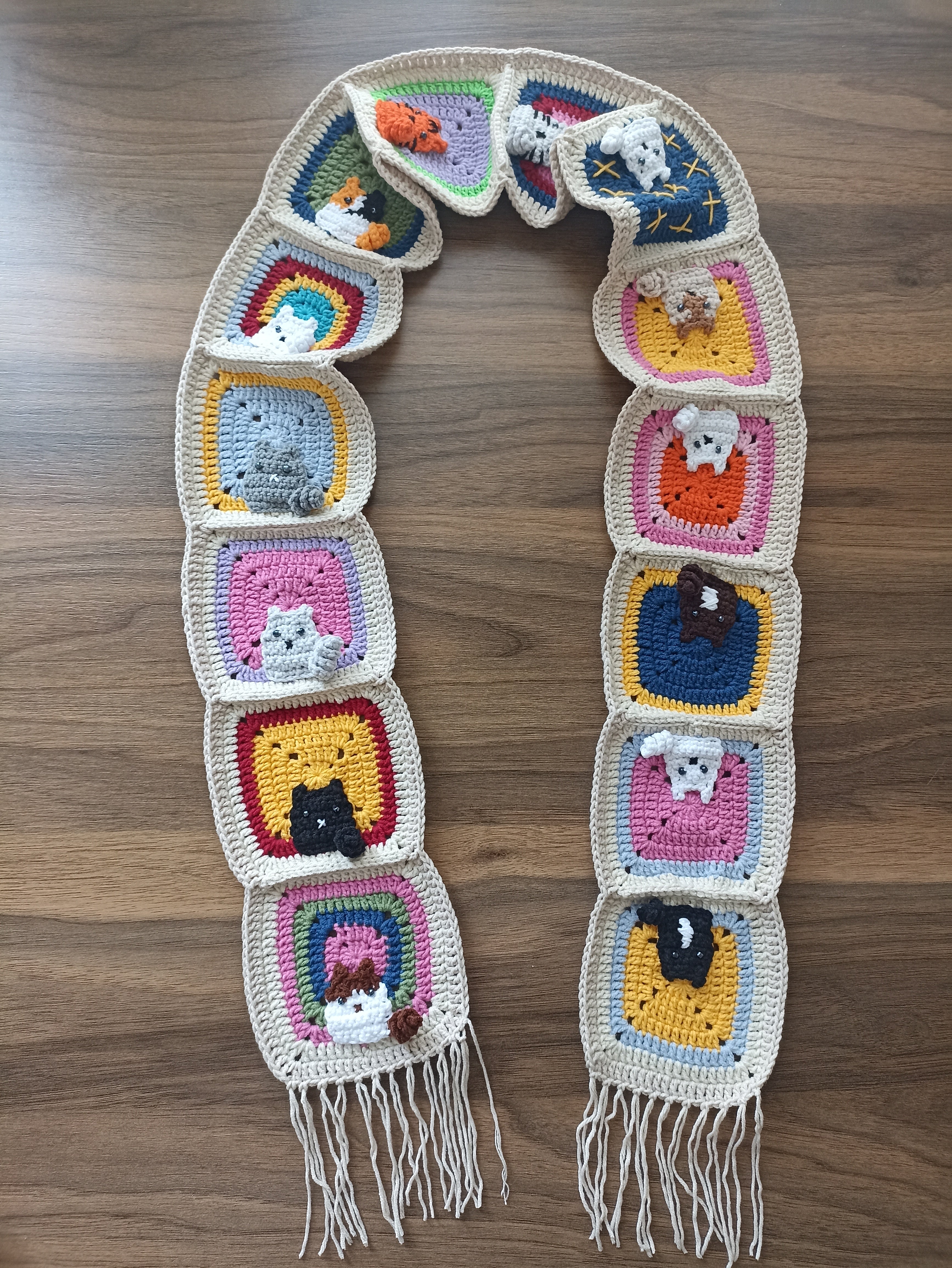 Örgü Kedili Bere ve Atkı İkili Set - Ekru - Kedi Temalı Örgü Atkı ve Ponponlu Örgü Bere