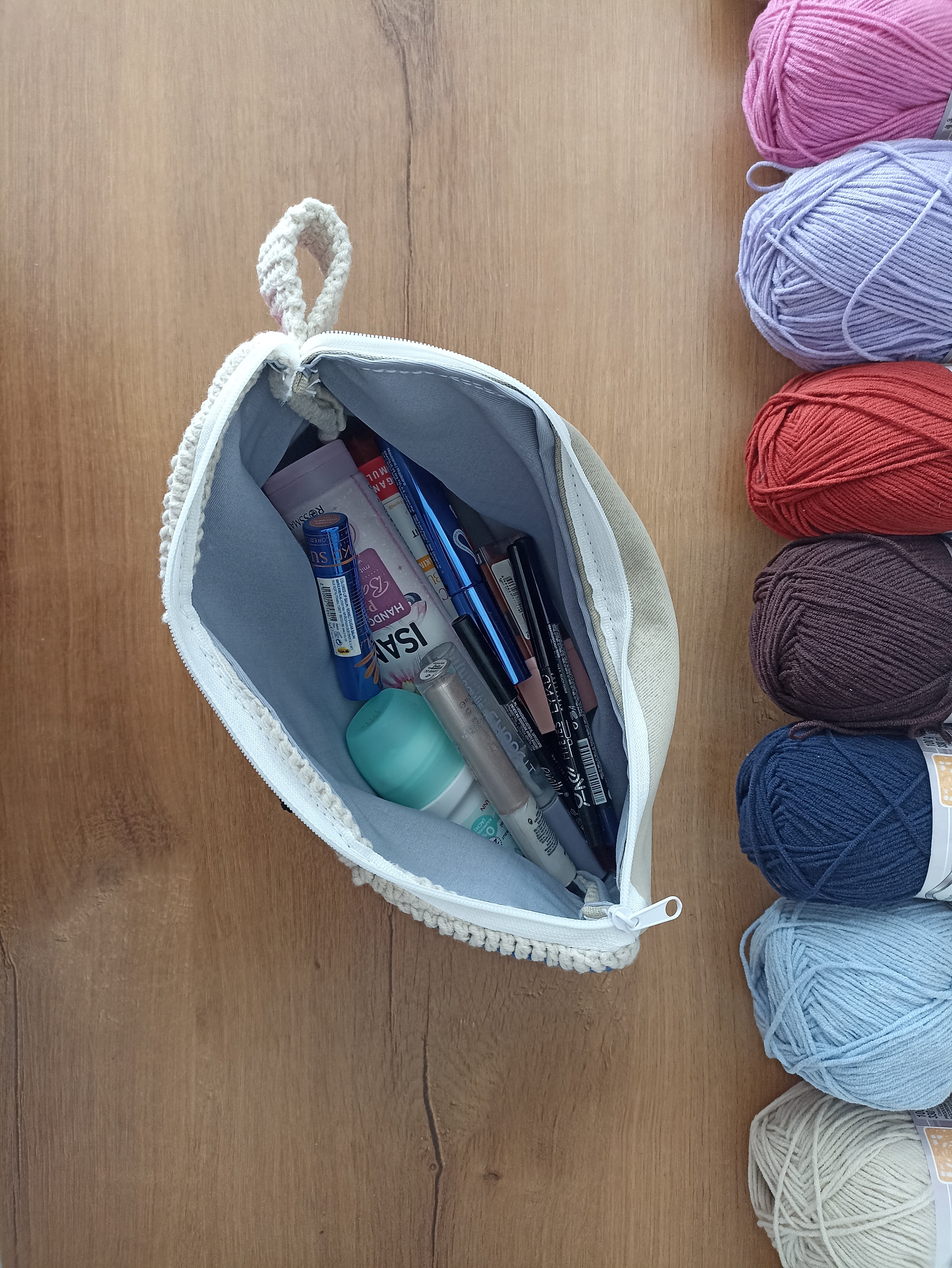 Kedili Örgü Makyaj Çantası/Kalemlik/Tablet Çantası - Kedi Motifli Makyaj Çantası