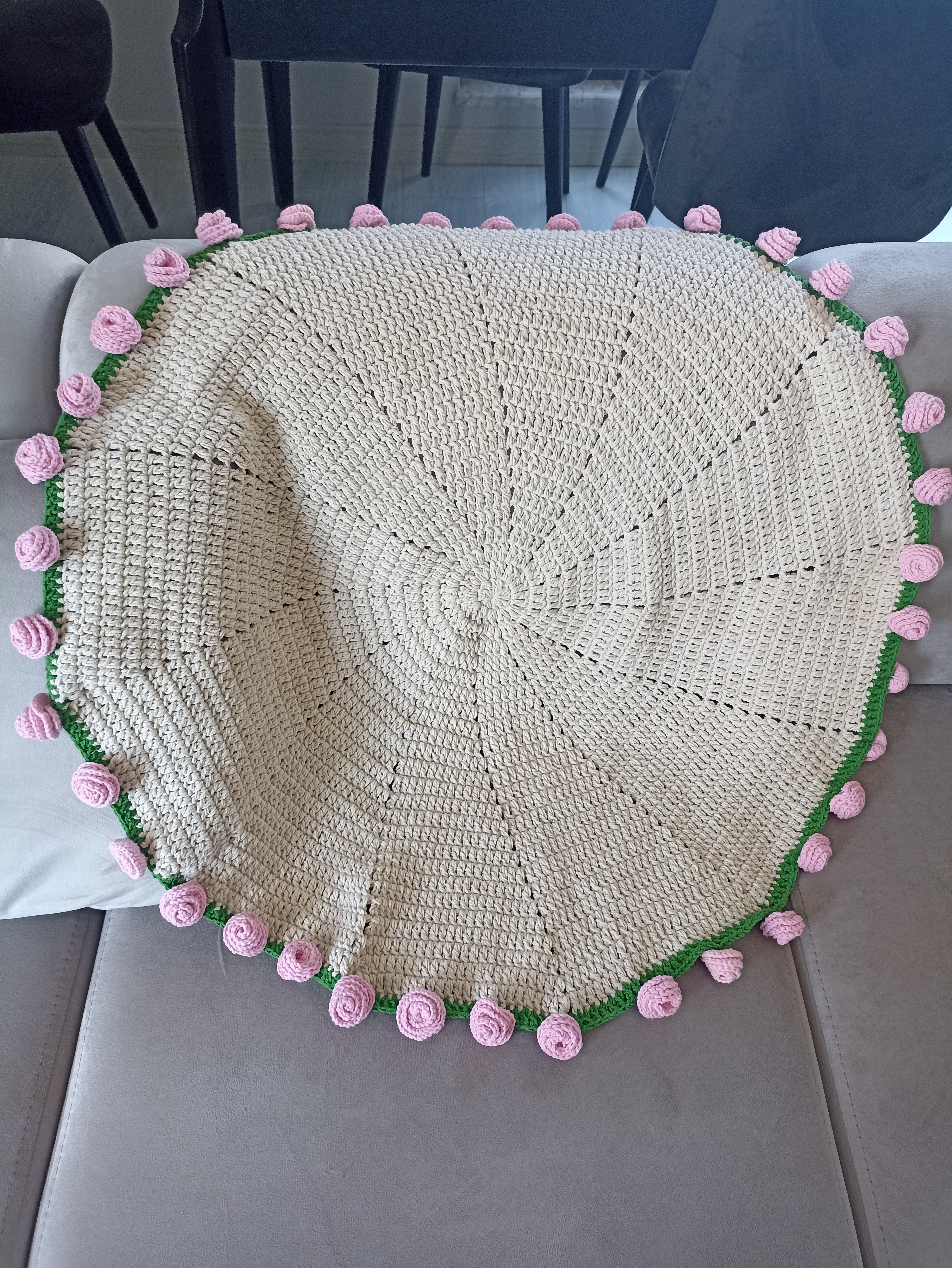 El Yapımı Pembe Gül Buket Battaniye