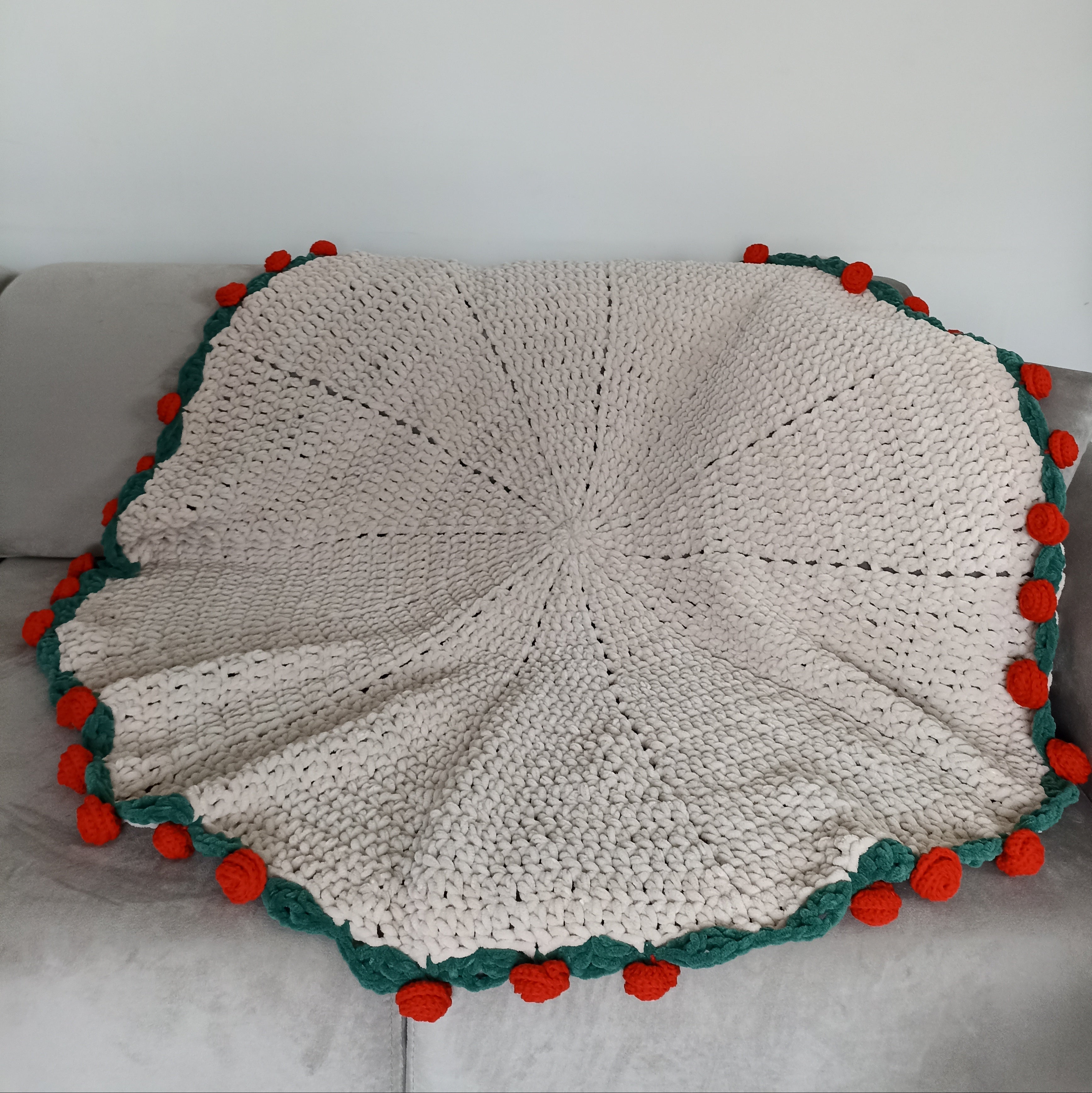 El Yapımı Kırmızı Gül Kadife Buket Battaniye (80 cm - 100 cm - 120 cm)