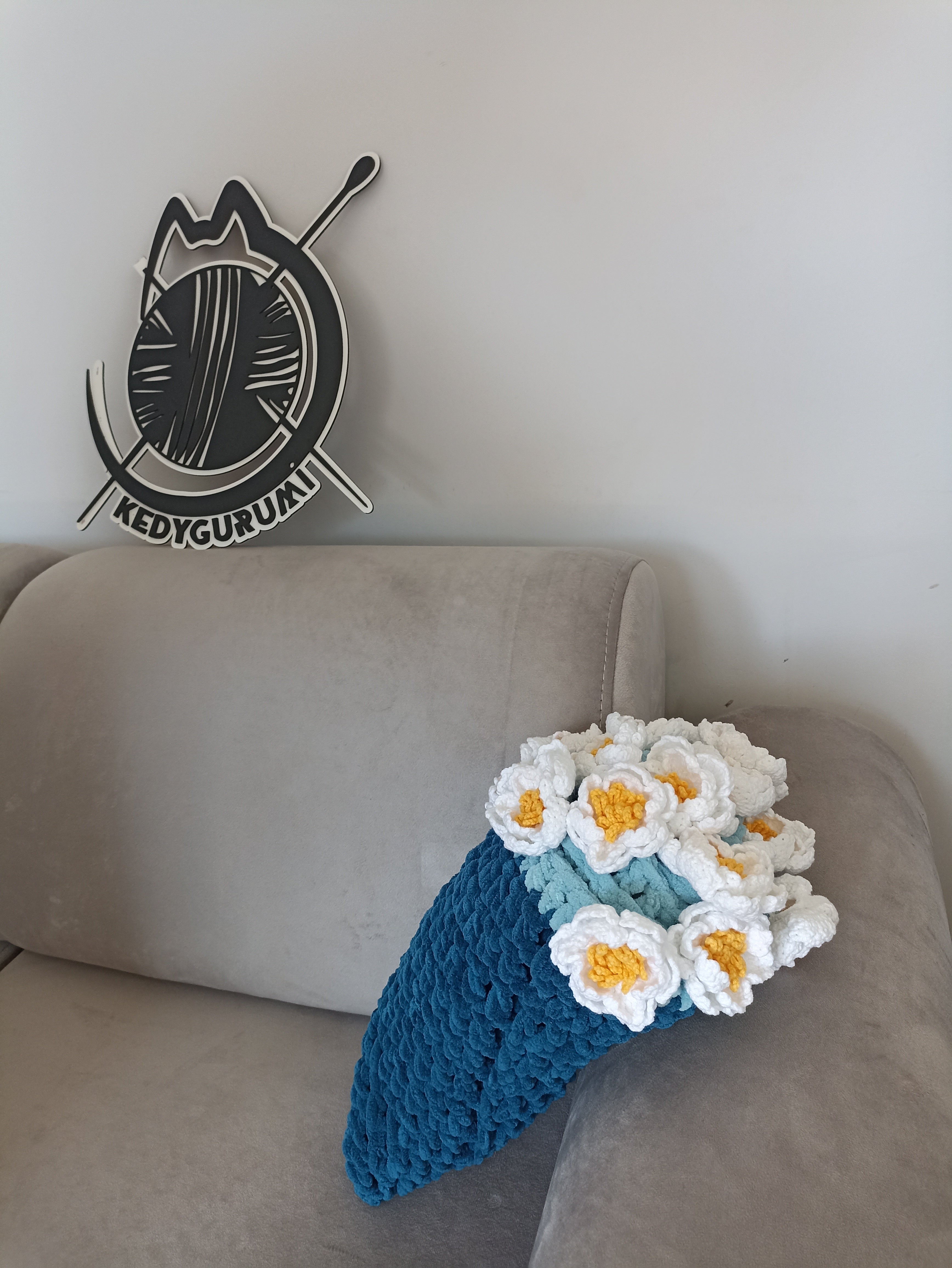 Handmade Crochet Daisy Bouquet Blanket (80 cm - 100 cm - 120 cm)