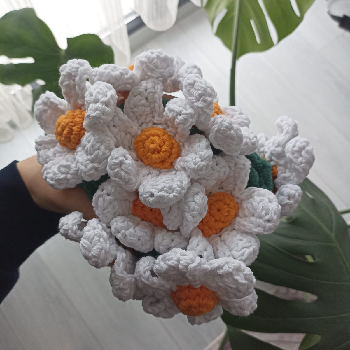 Handmade Crochet Daisy Bouquet Blanket (80 cm - 100 cm - 120 cm)