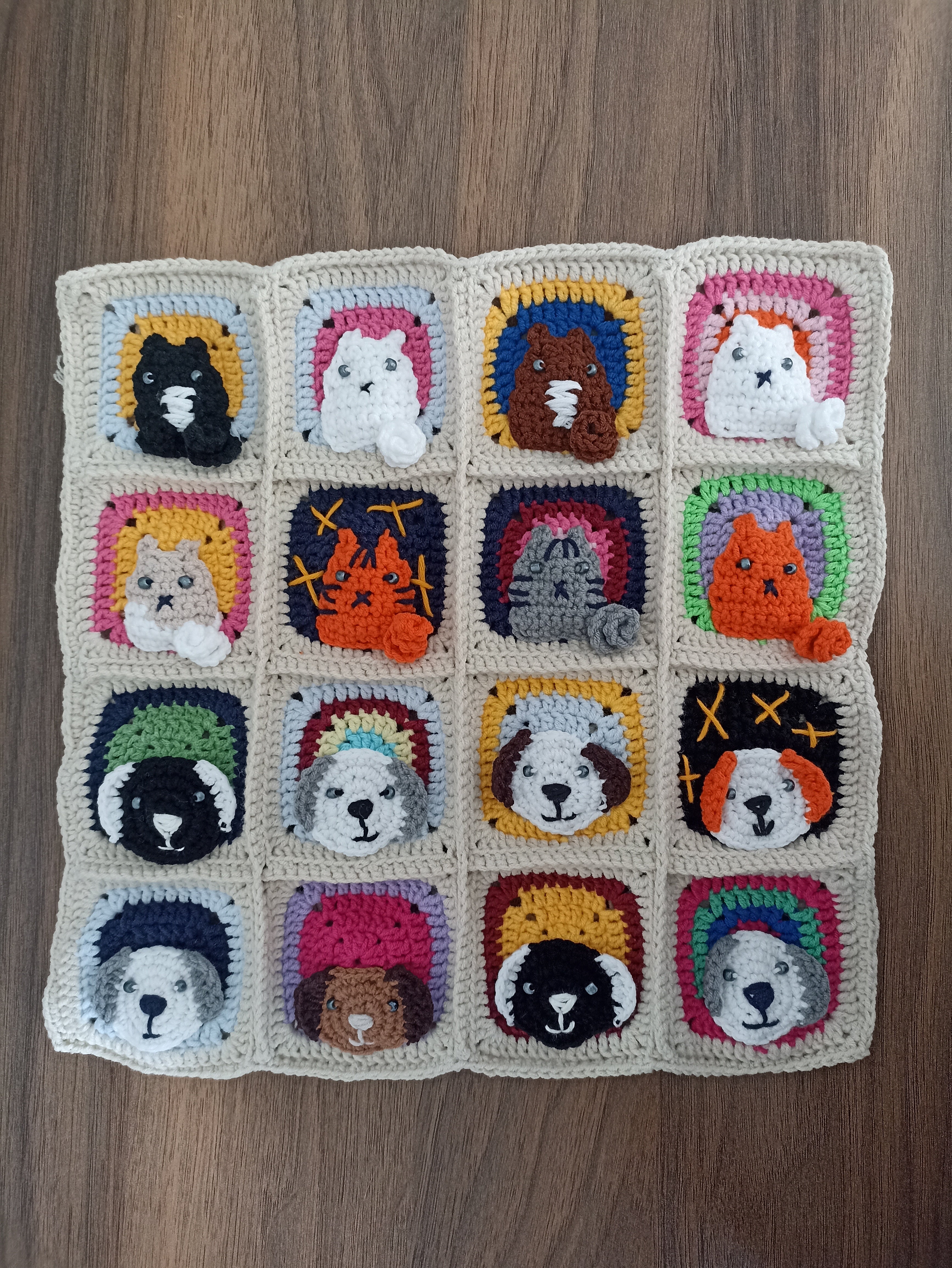 Cat and Dog Patterned Knitted Cushion Cover