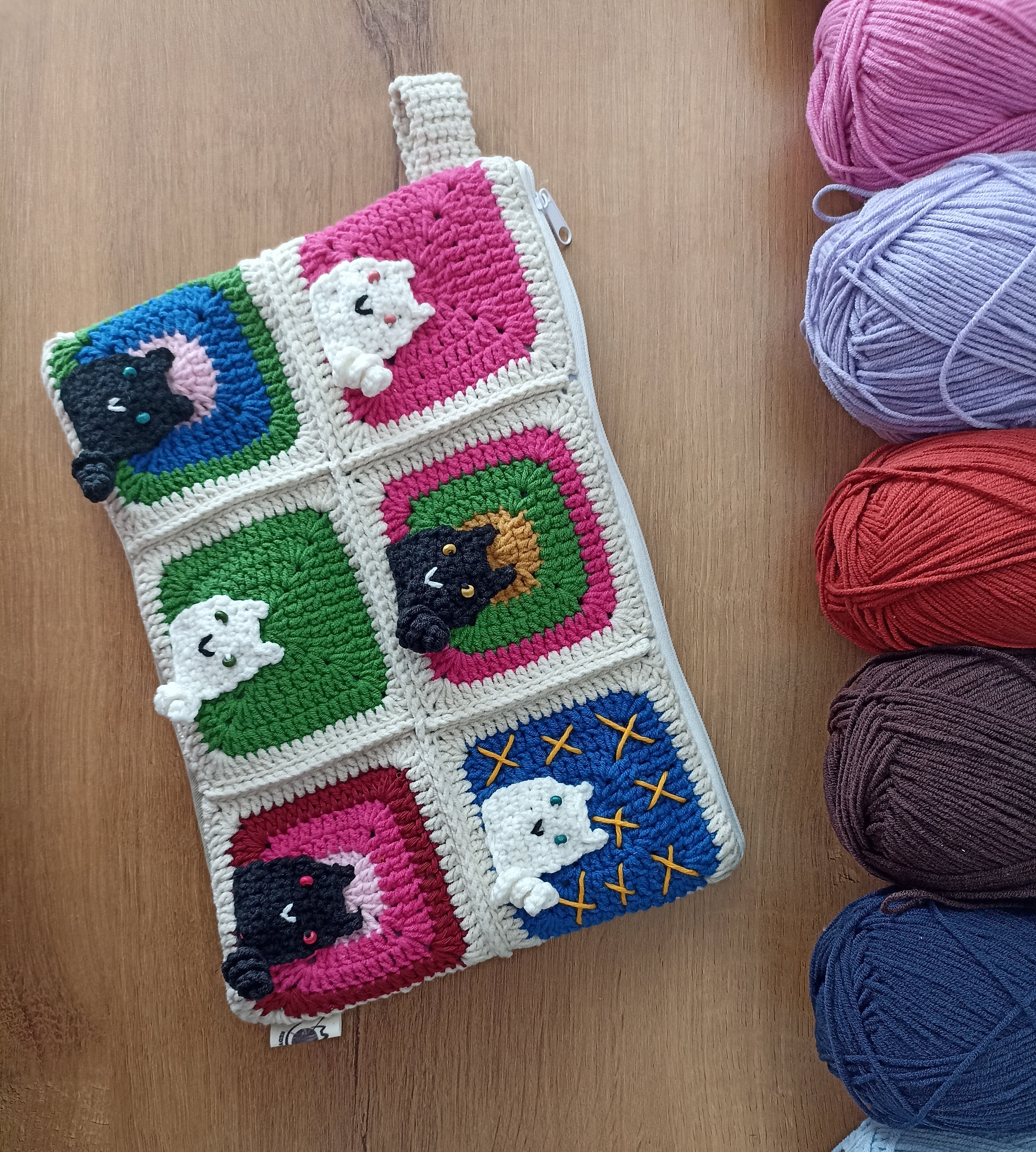 Kedili Örgü Makyaj Çantası/Kalemlik/Tablet Çantası - Kedi Motifli Makyaj Çantası