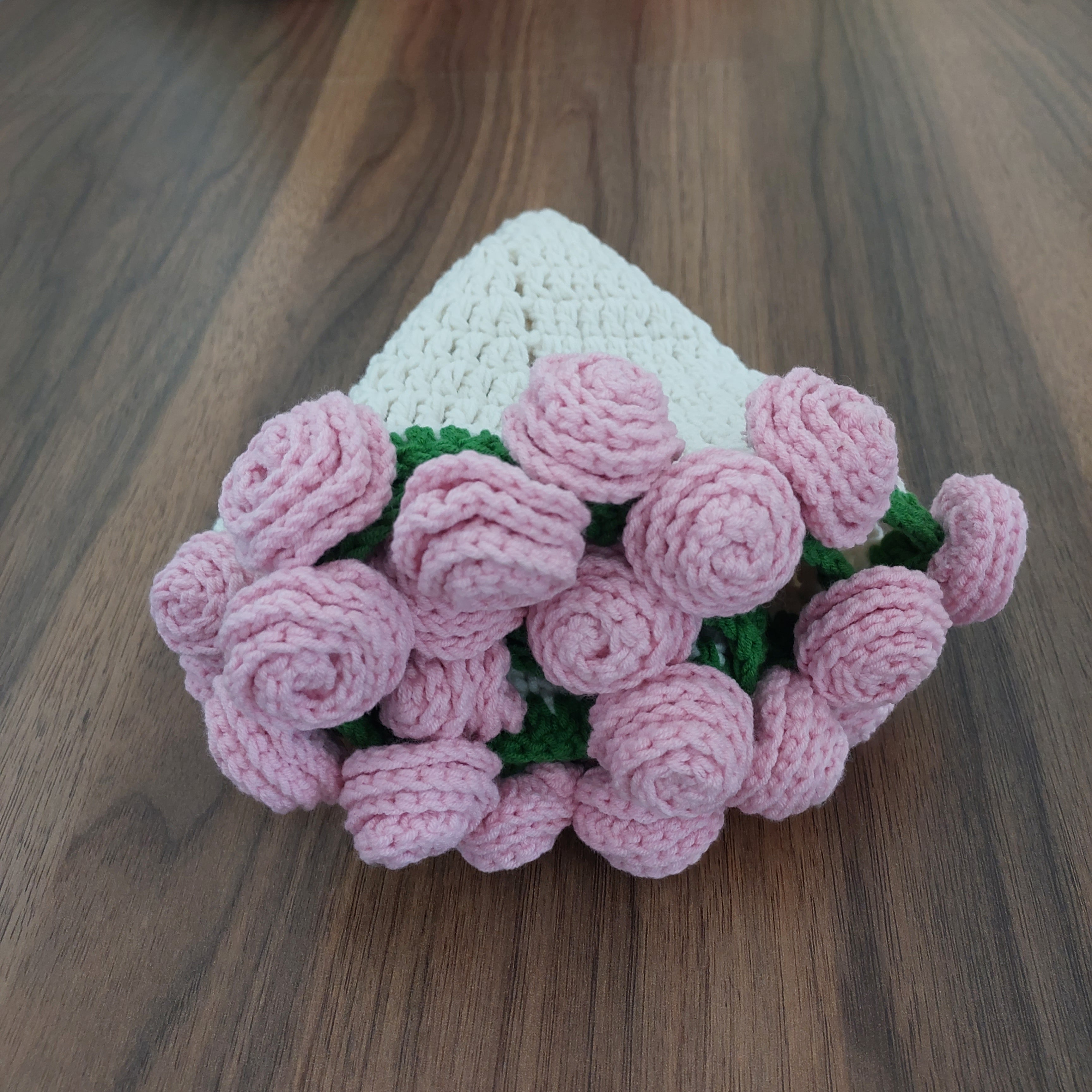 El Yapımı Pembe Gül Buket Battaniye