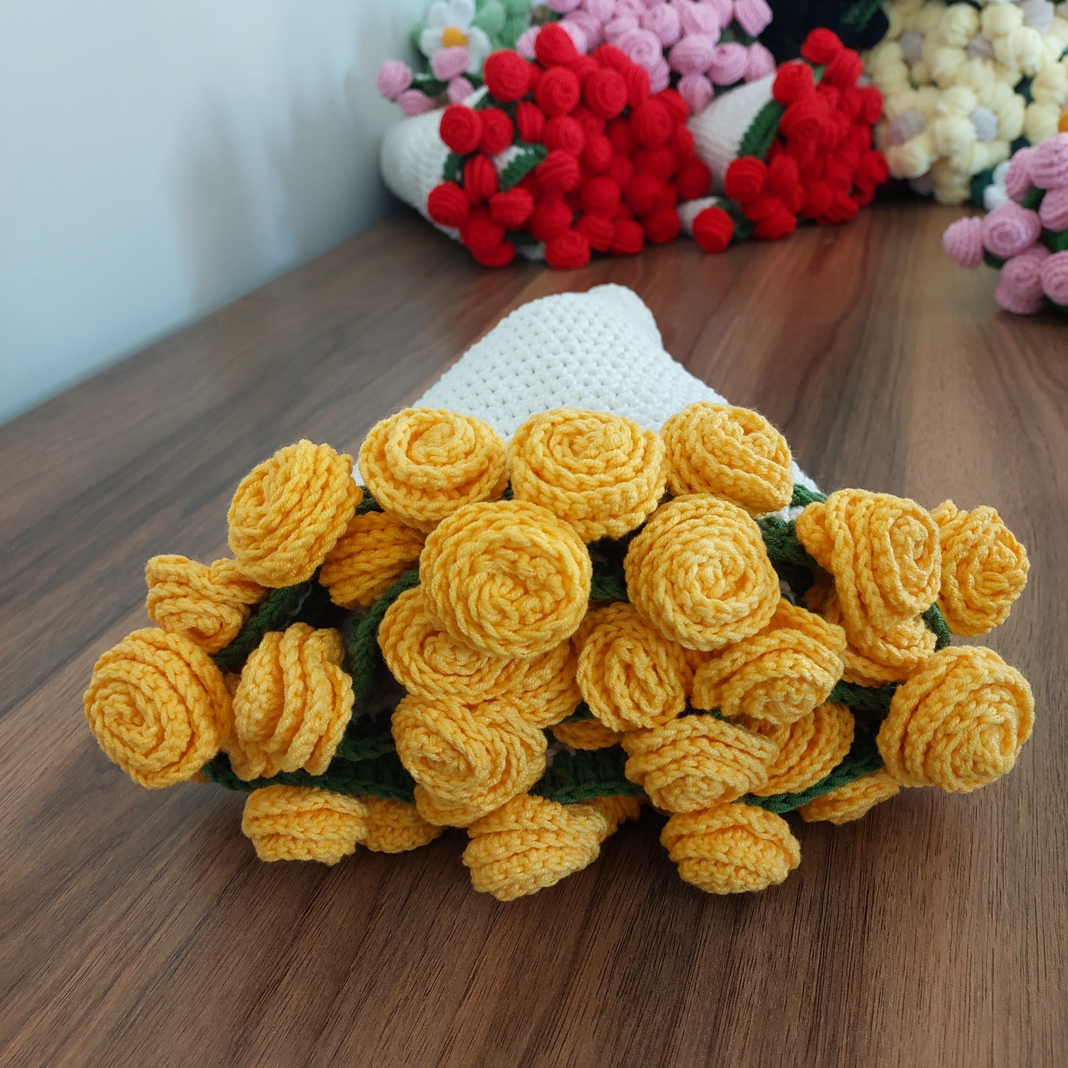 El Yapımı Sarı Gül Buket Battaniye