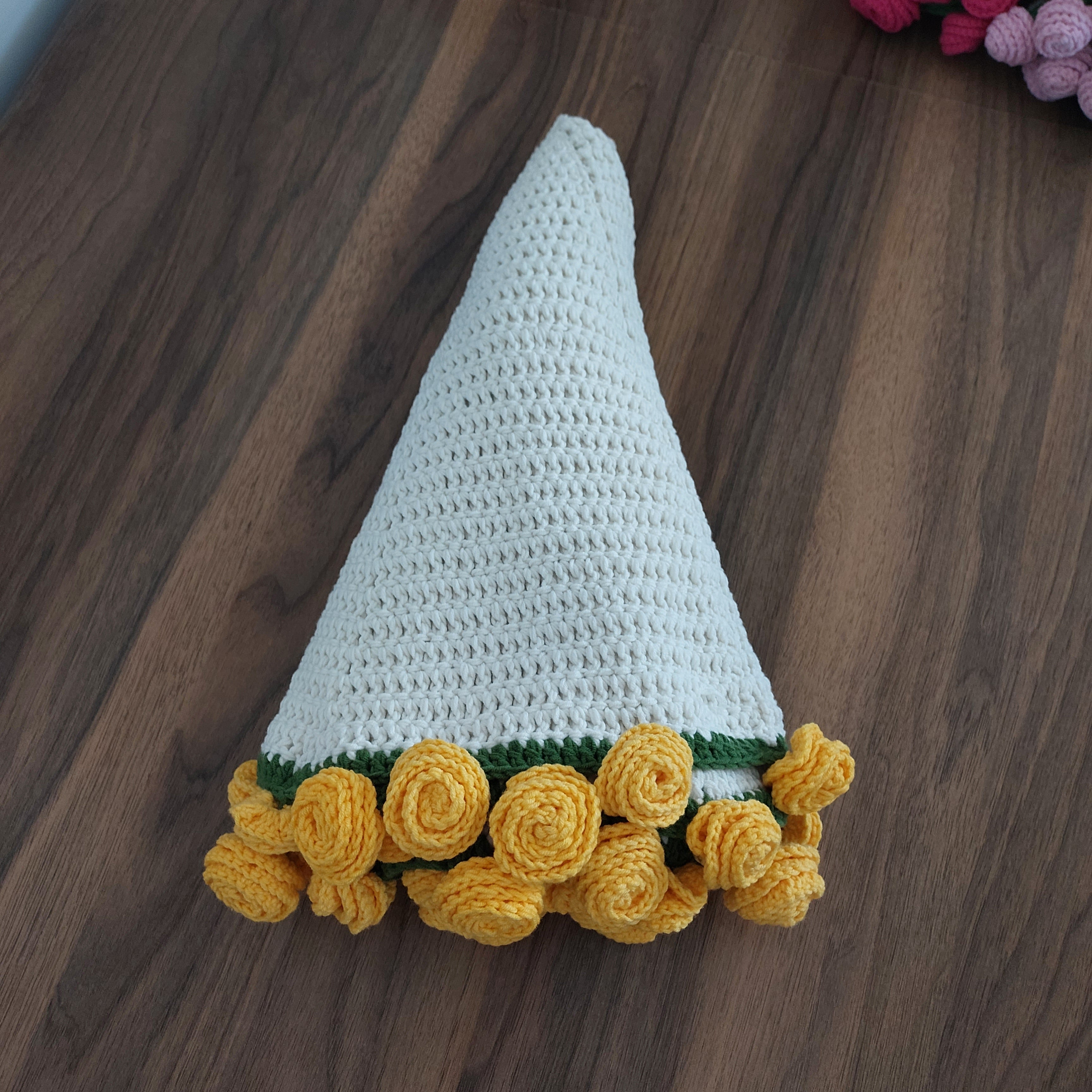 El Yapımı Sarı Gül Buket Battaniye