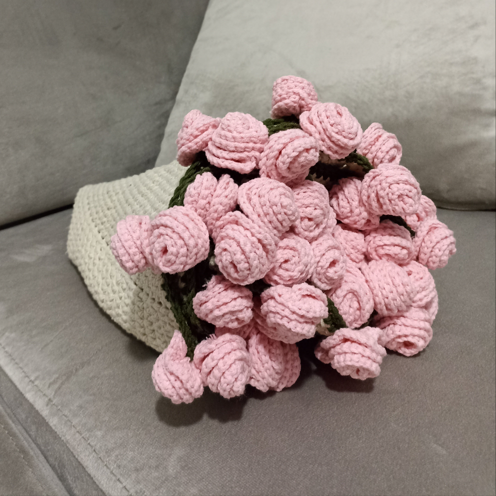 El Yapımı Pembe Gül Buket Battaniye