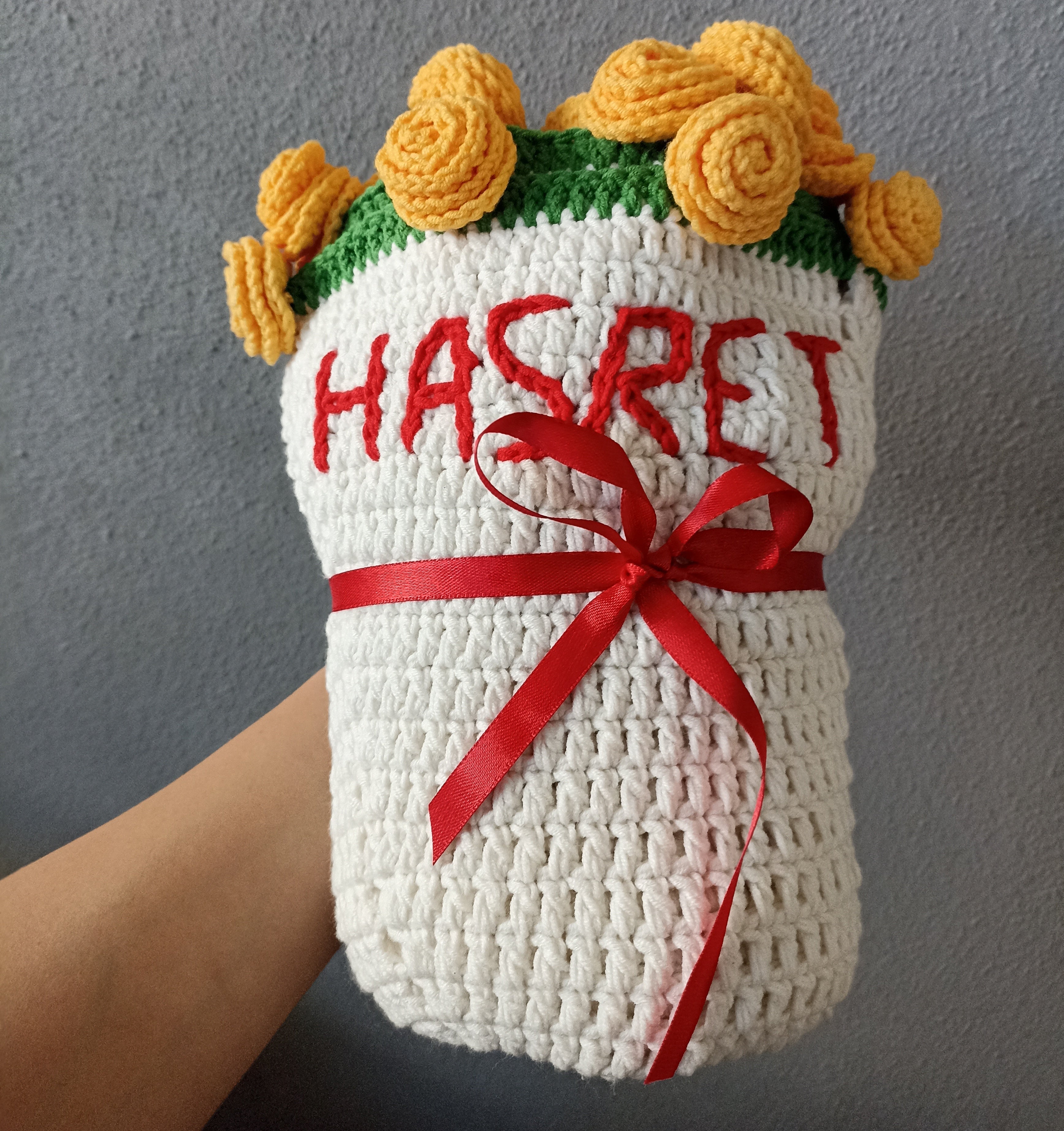 El Yapımı Sarı Gül Buket Battaniye