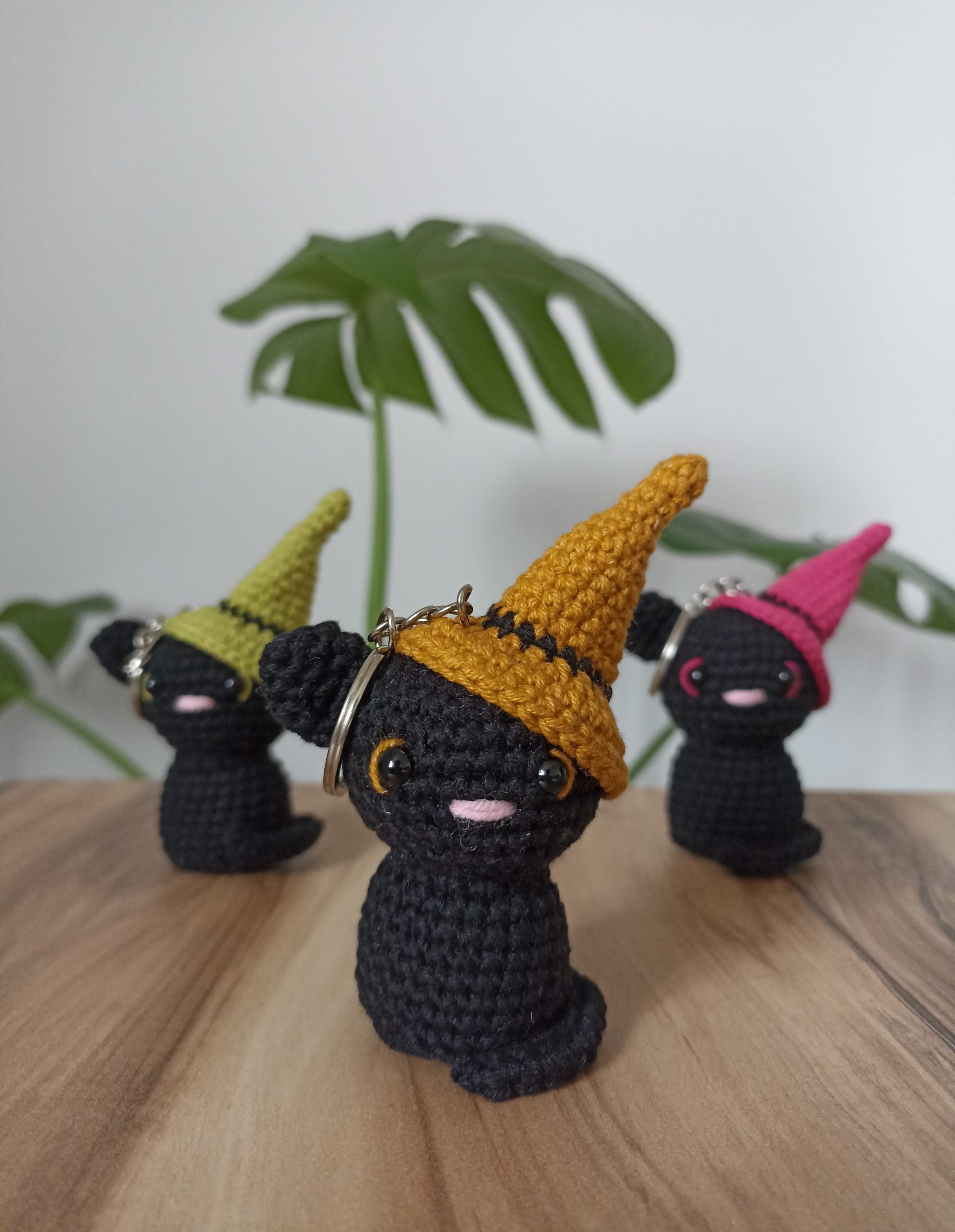 Cadı Şapkalı Kedi Amigurumi Anahtarlık/Çanta Süsü