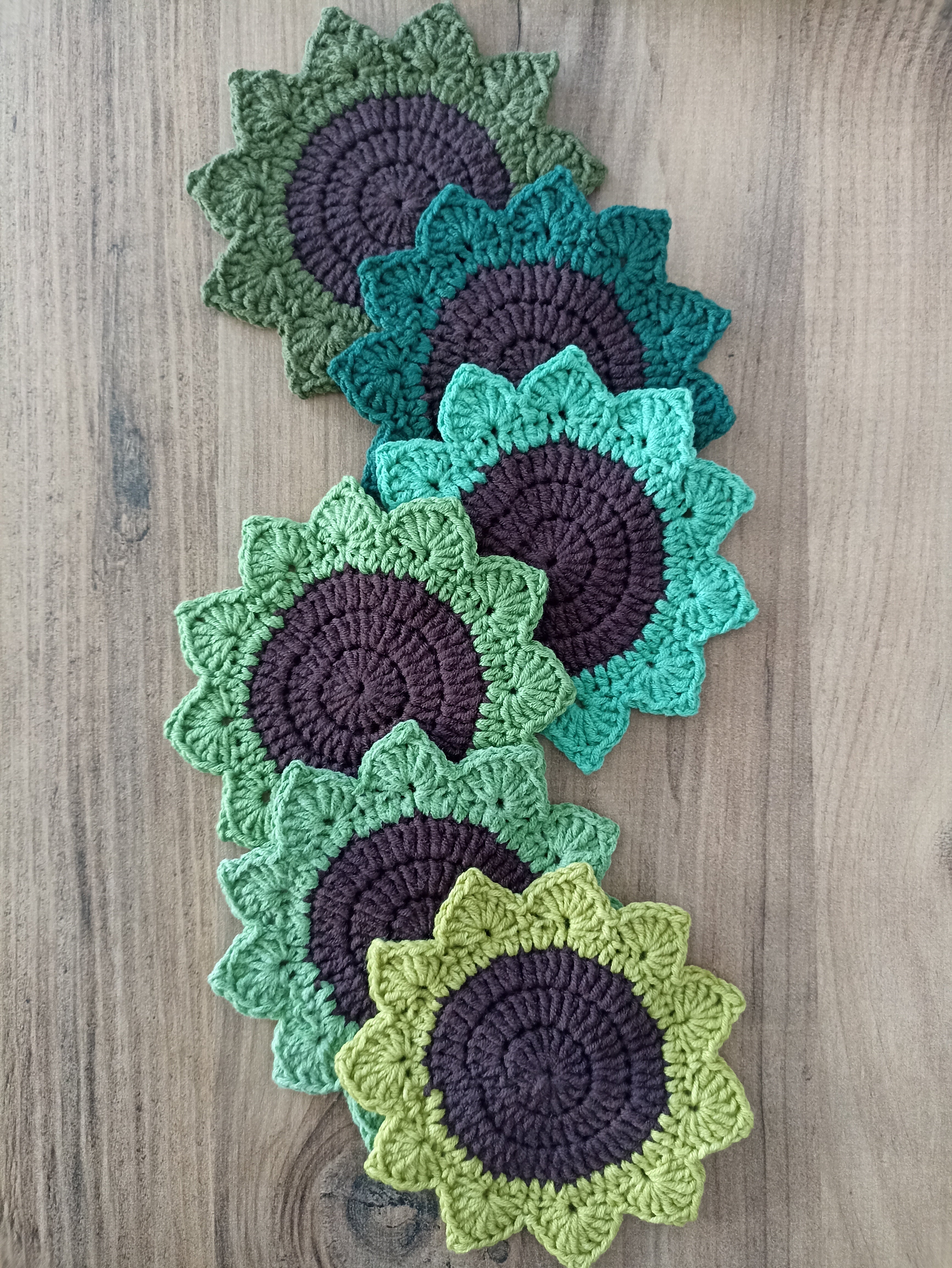 Succulent Garden Knitted Coaster Set – 6 Different Green Shades