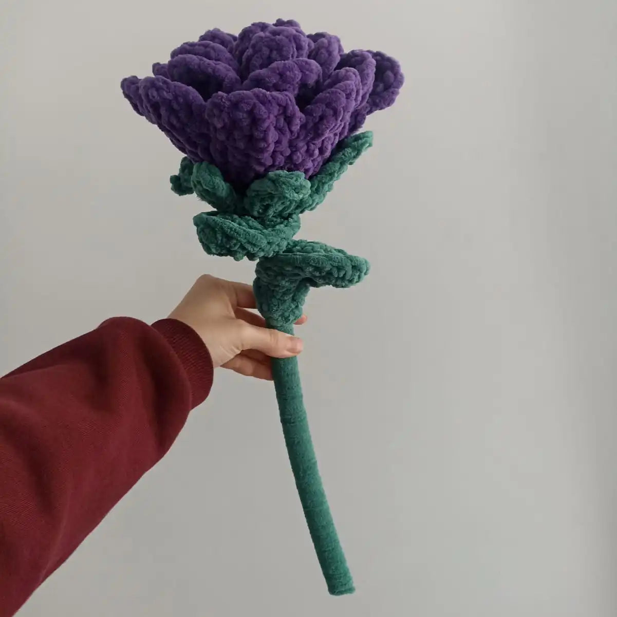 El Yapımı Dev Kadife Gül (50 cm) - Mor - Lüks Pofuduk Dekoratif Çiçek