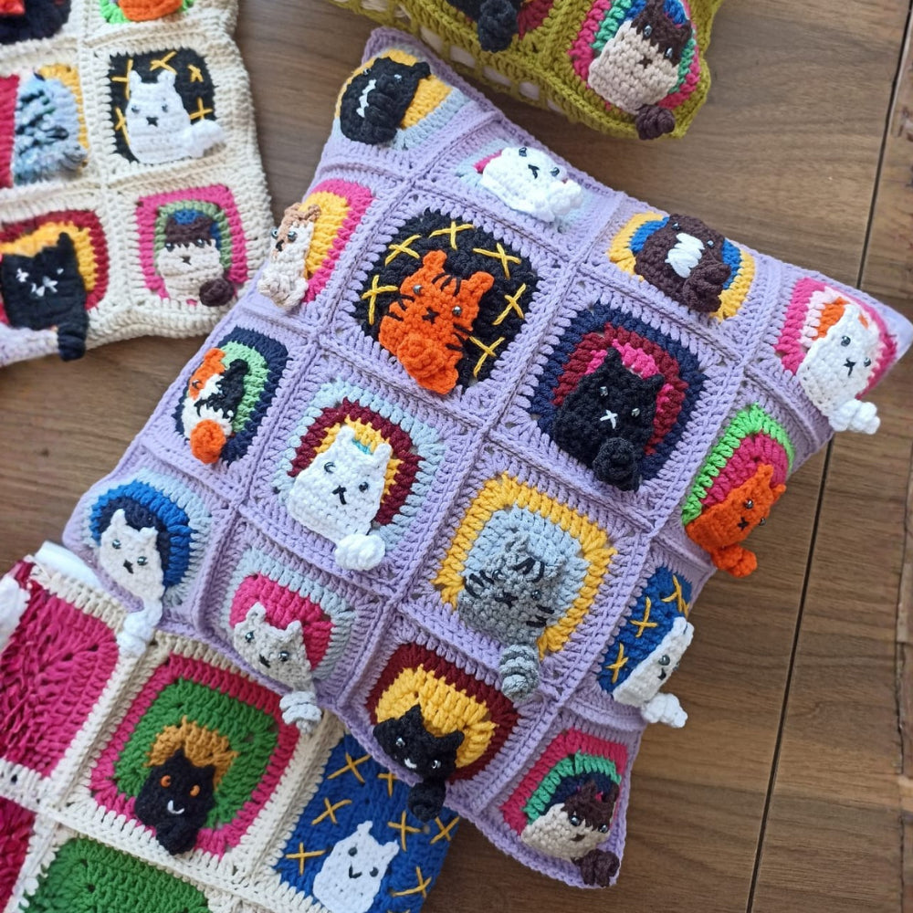 Kedili Kırlent Mor, Kedi Motifli Örgü Kırlent Kılıfı, Kedili Yastık Kılıfı