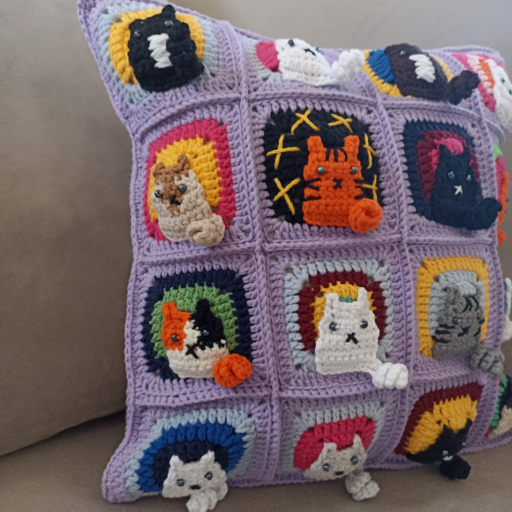 Kedili Kırlent Mor, Kedi Motifli Örgü Kırlent Kılıfı, Kedili Yastık Kılıfı