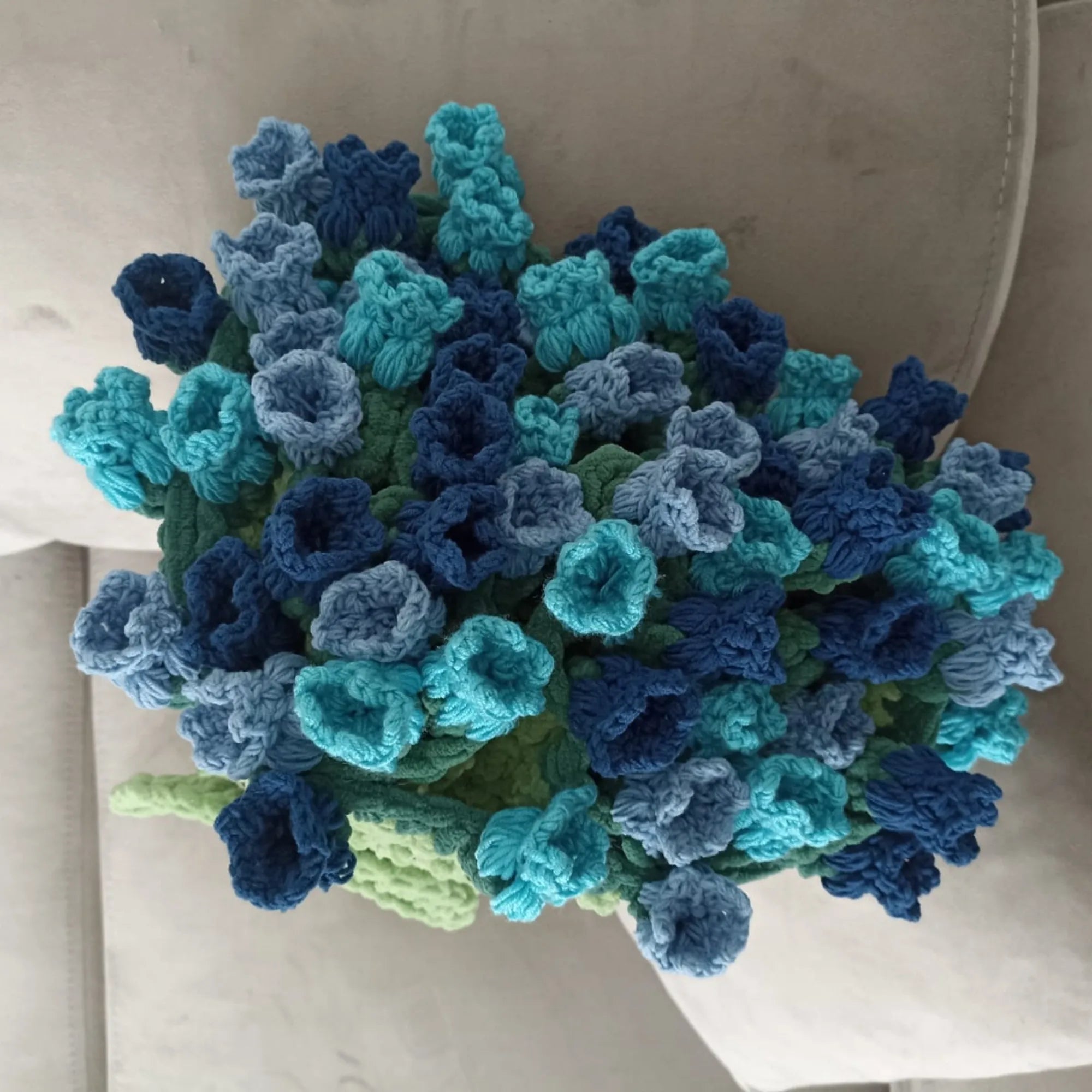 Handmade Crochet Daisy Bouquet Blanket (80 cm - 100 cm - 120 cm)