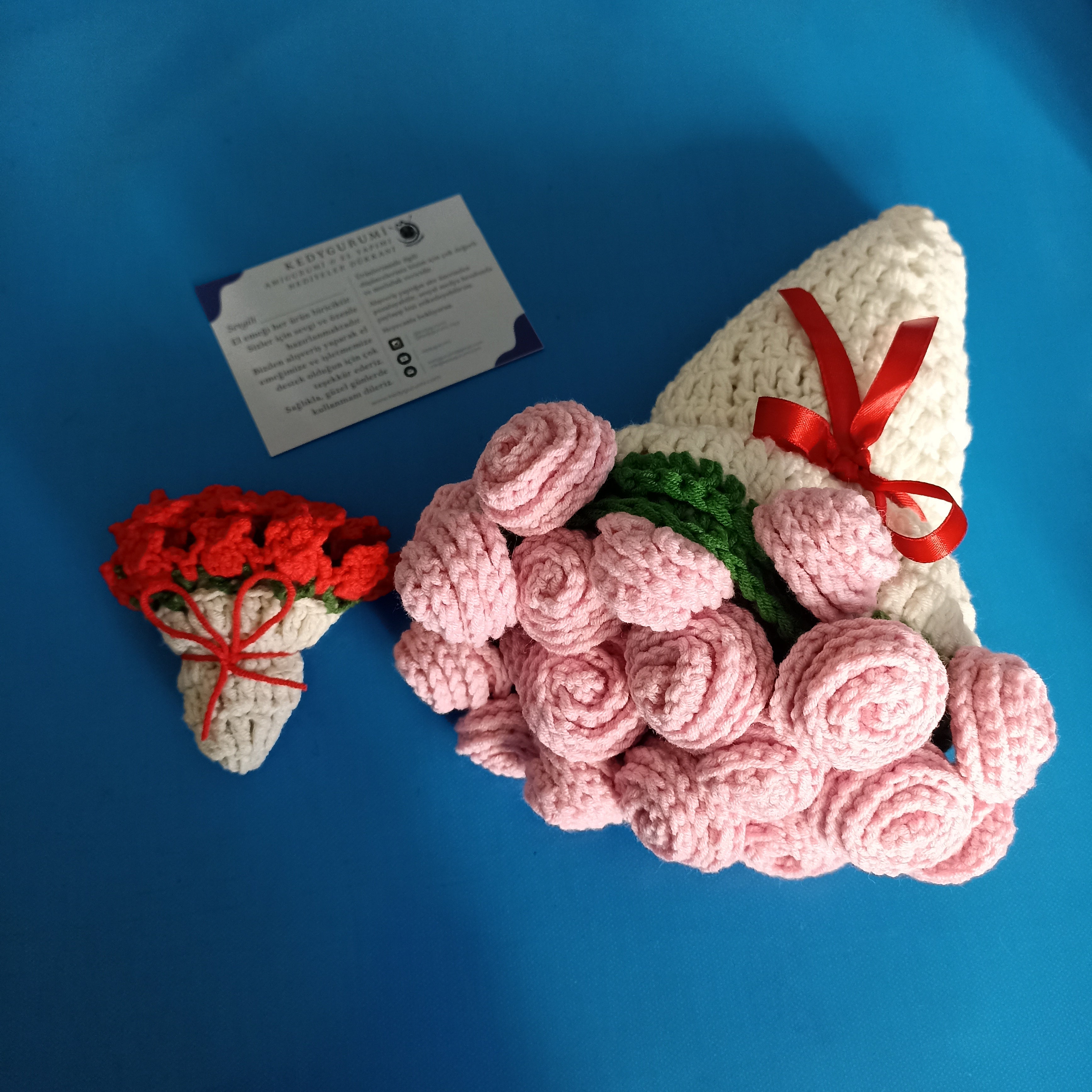 El Yapımı Pembe Gül Buket Battaniye