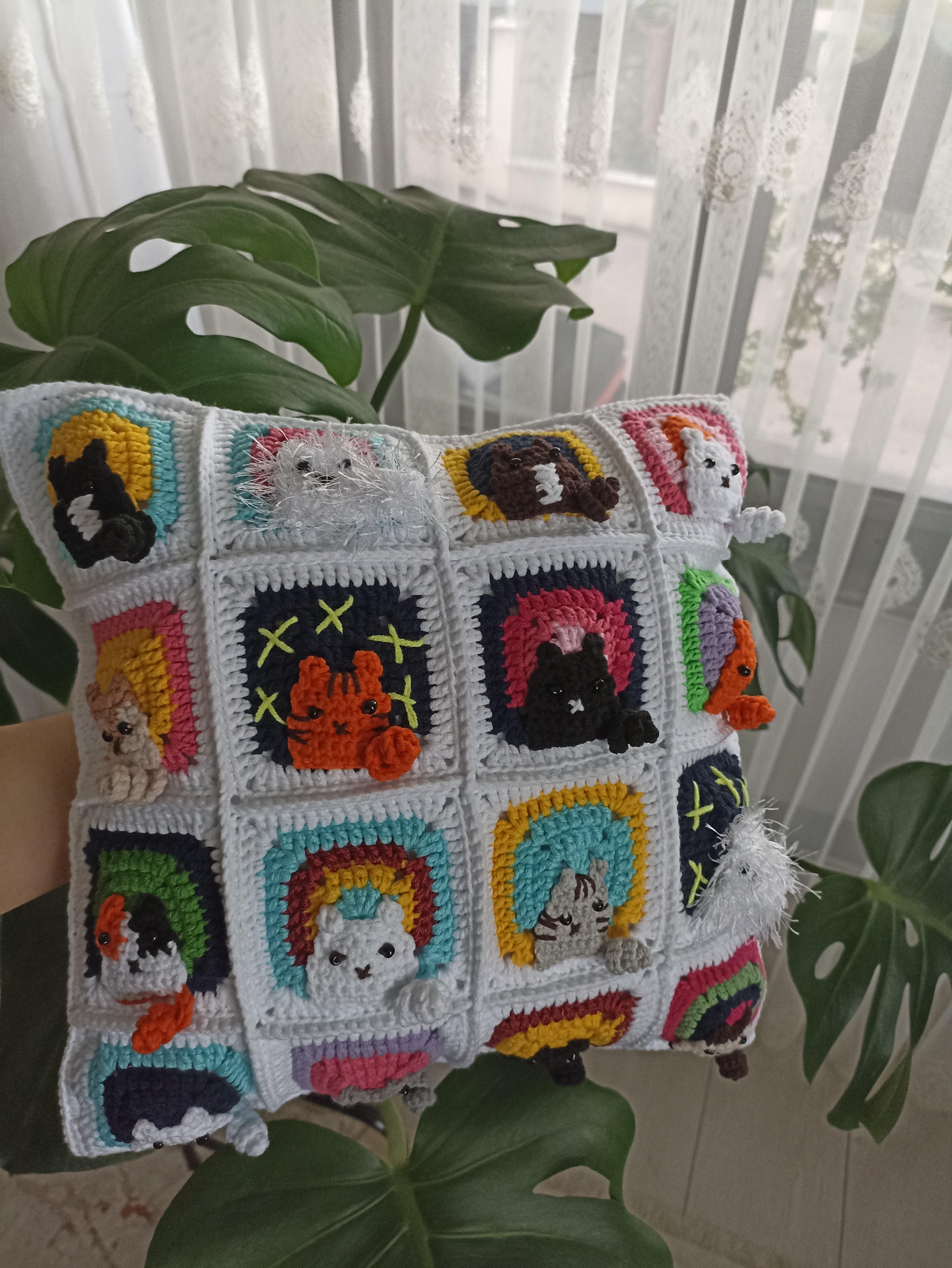 Kedi Motifli Örgü Kırlent Kılıfı, Kedili Yastık Kılıfı