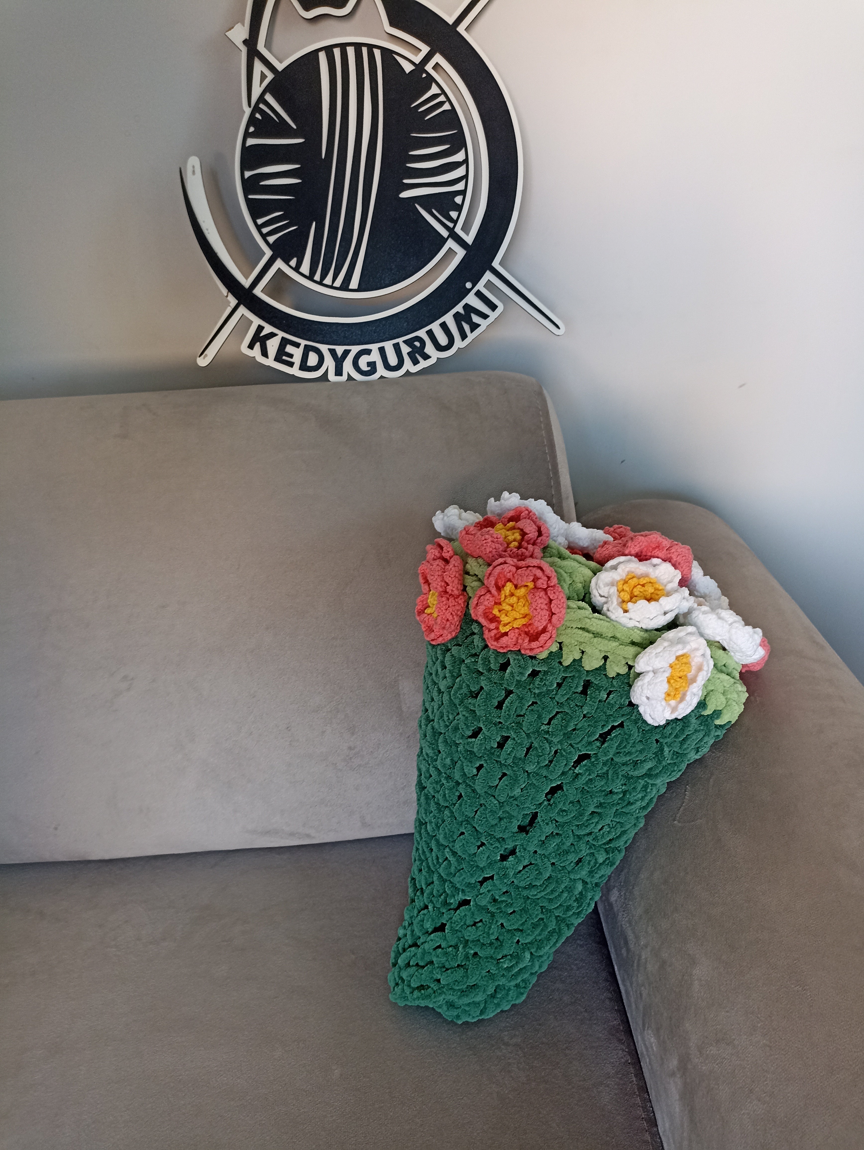 Handmade Crochet Daisy Bouquet Blanket (80 cm - 100 cm - 120 cm)
