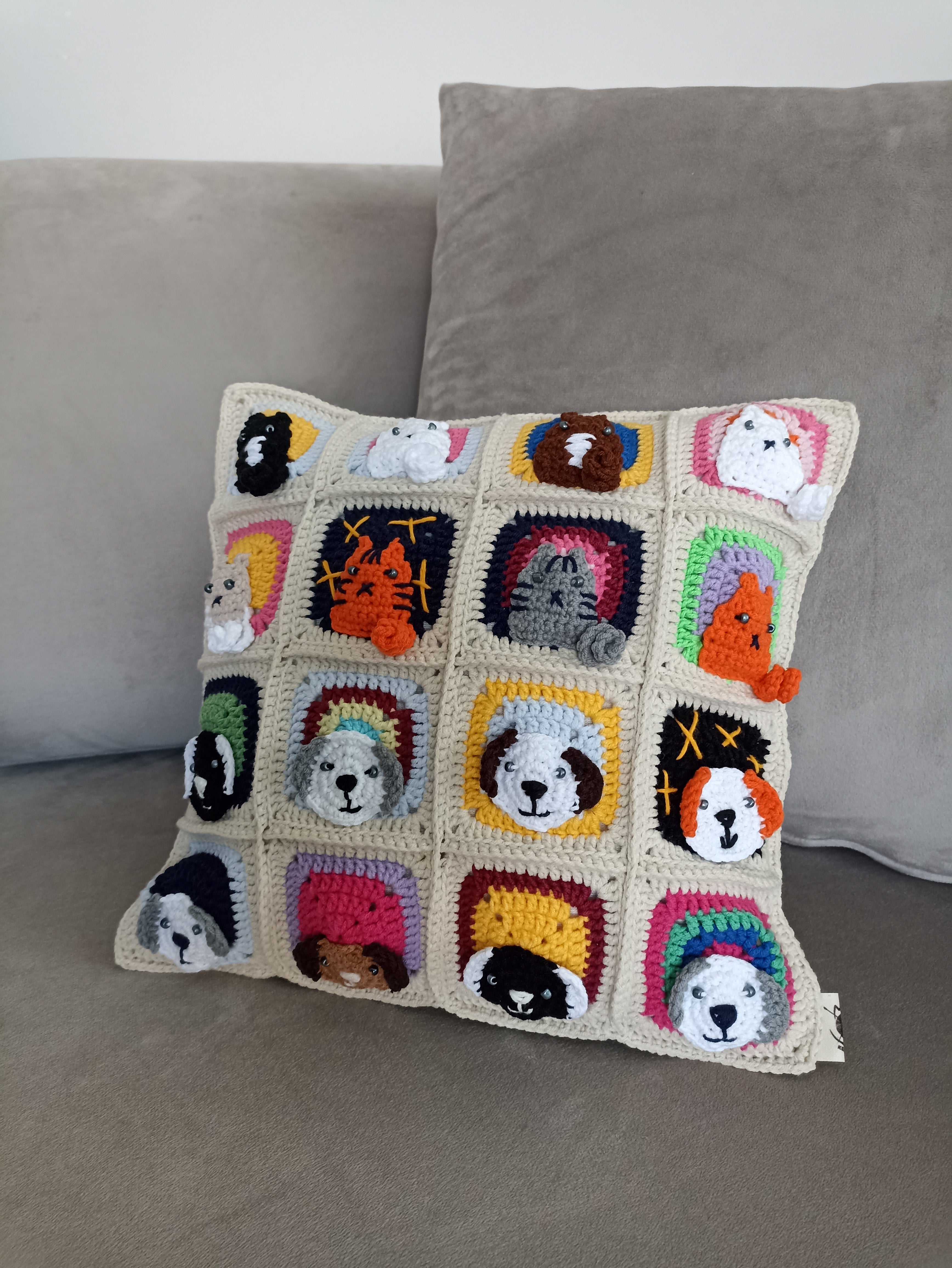 Cat and Dog Patterned Knitted Cushion Cover