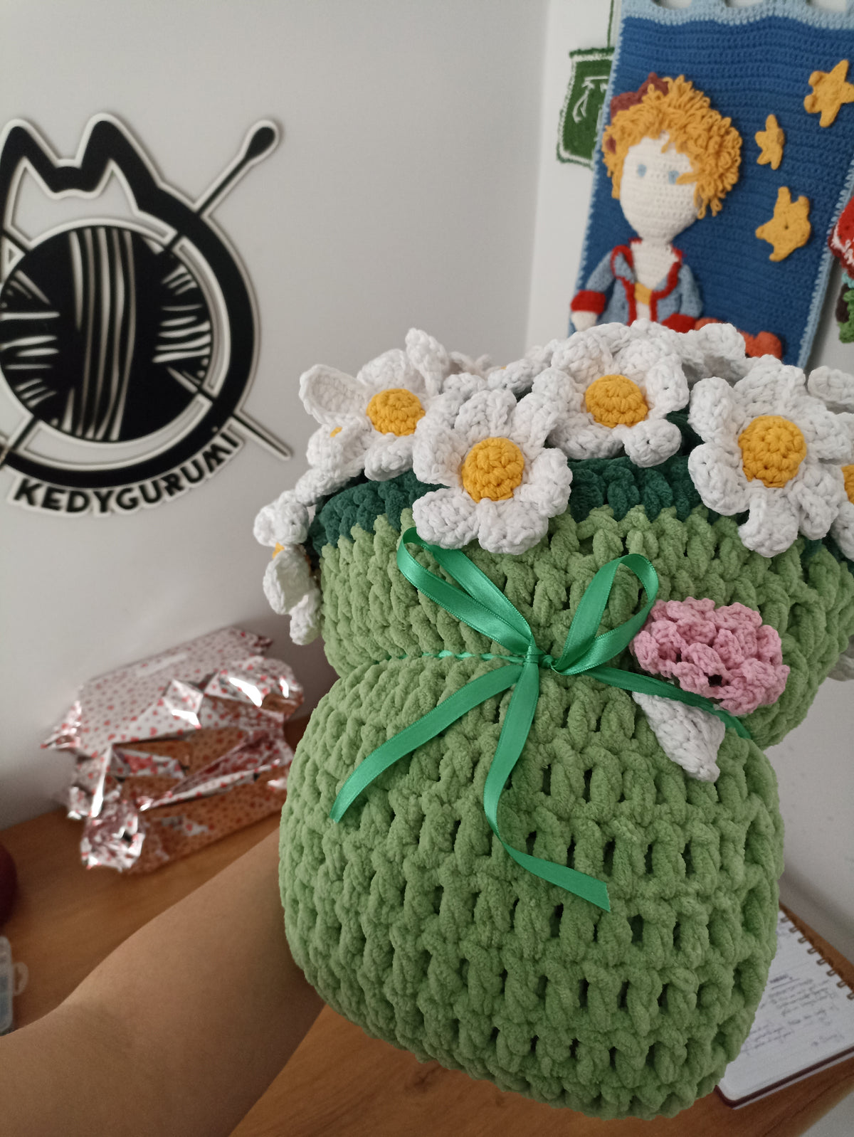 Handmade Crochet Daisy Bouquet Blanket (80 cm - 100 cm - 120 cm)