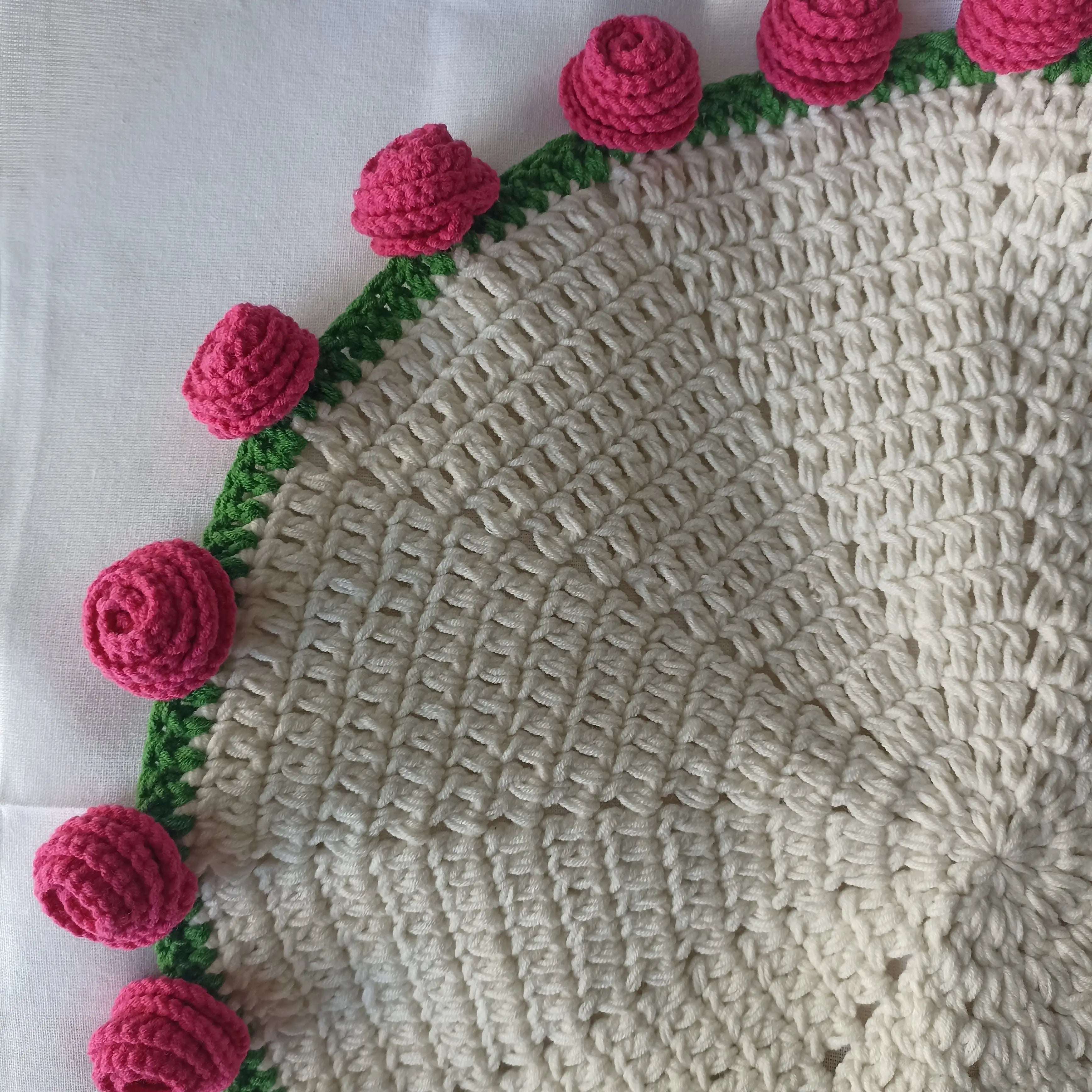 El Yapımı Fuşya Pembe Gül Buket Battaniye