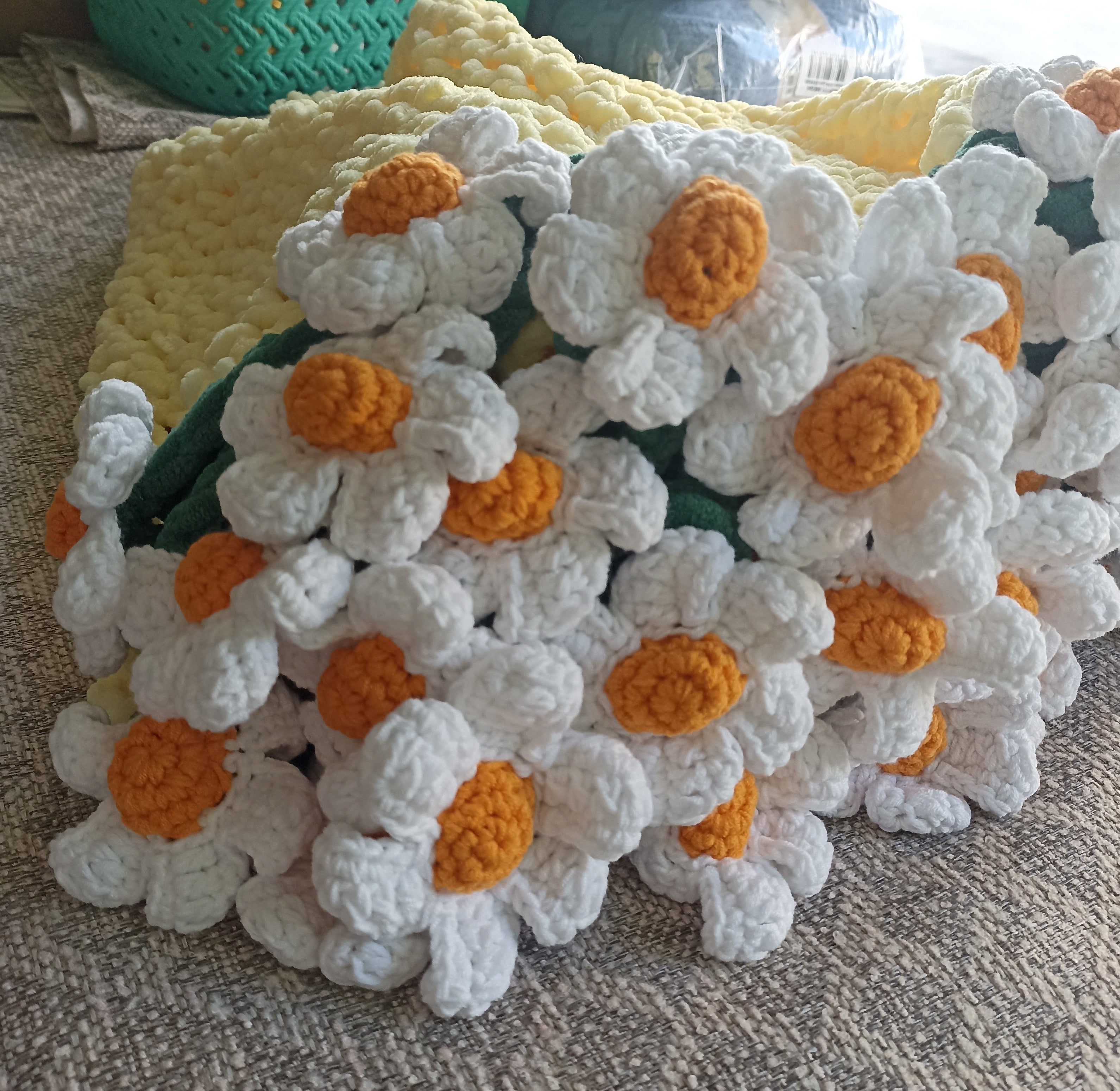 El Yapımı Papatya Kadife Buket Battaniye - Sarı -  Tasarım Ürün (80 cm - 100 cm - 120 cm çapında)