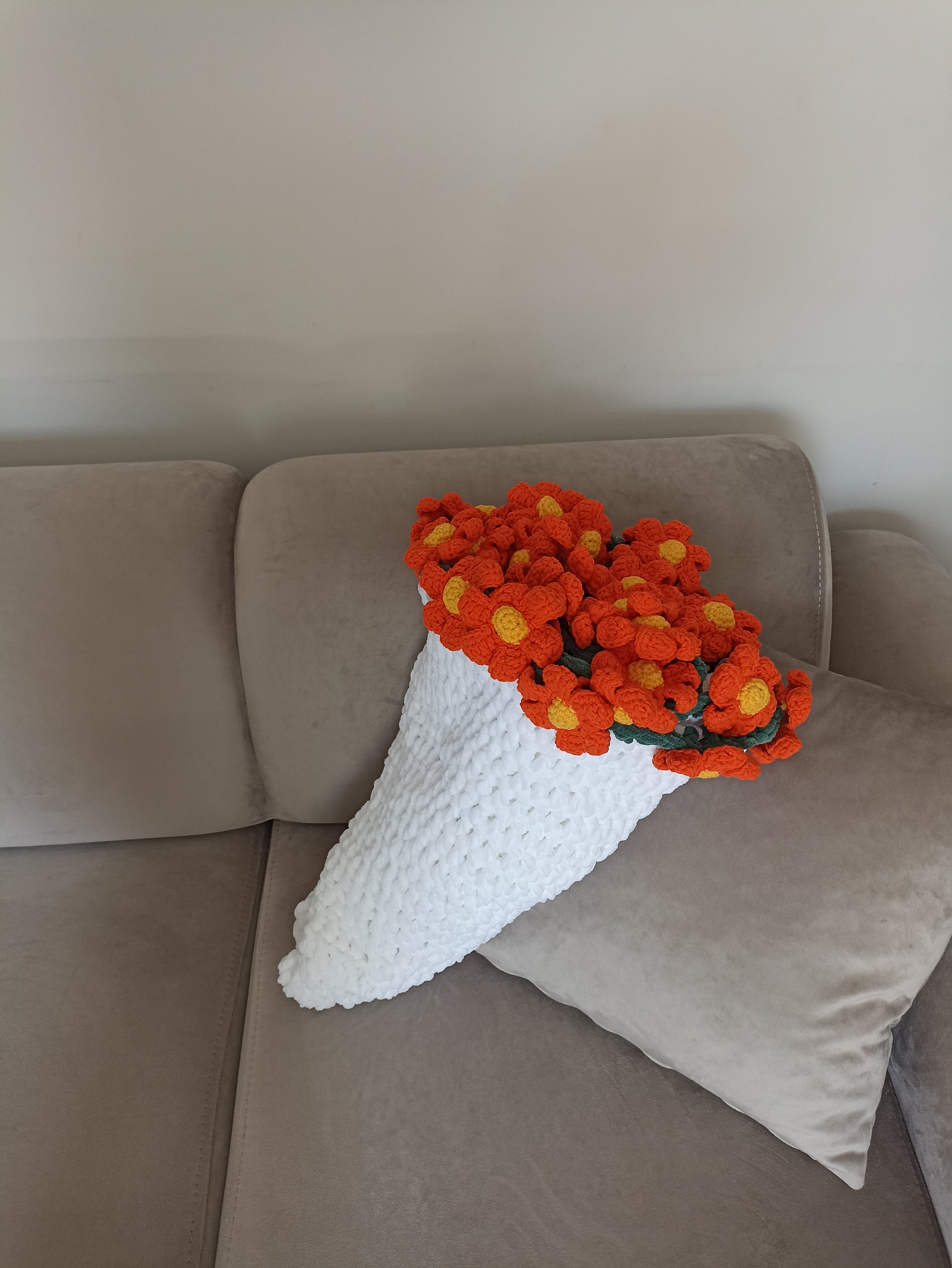 El Yapımı Papatya Kadife Buket Mini Battaniye - Tasarım Ürün (80 cm çapında)