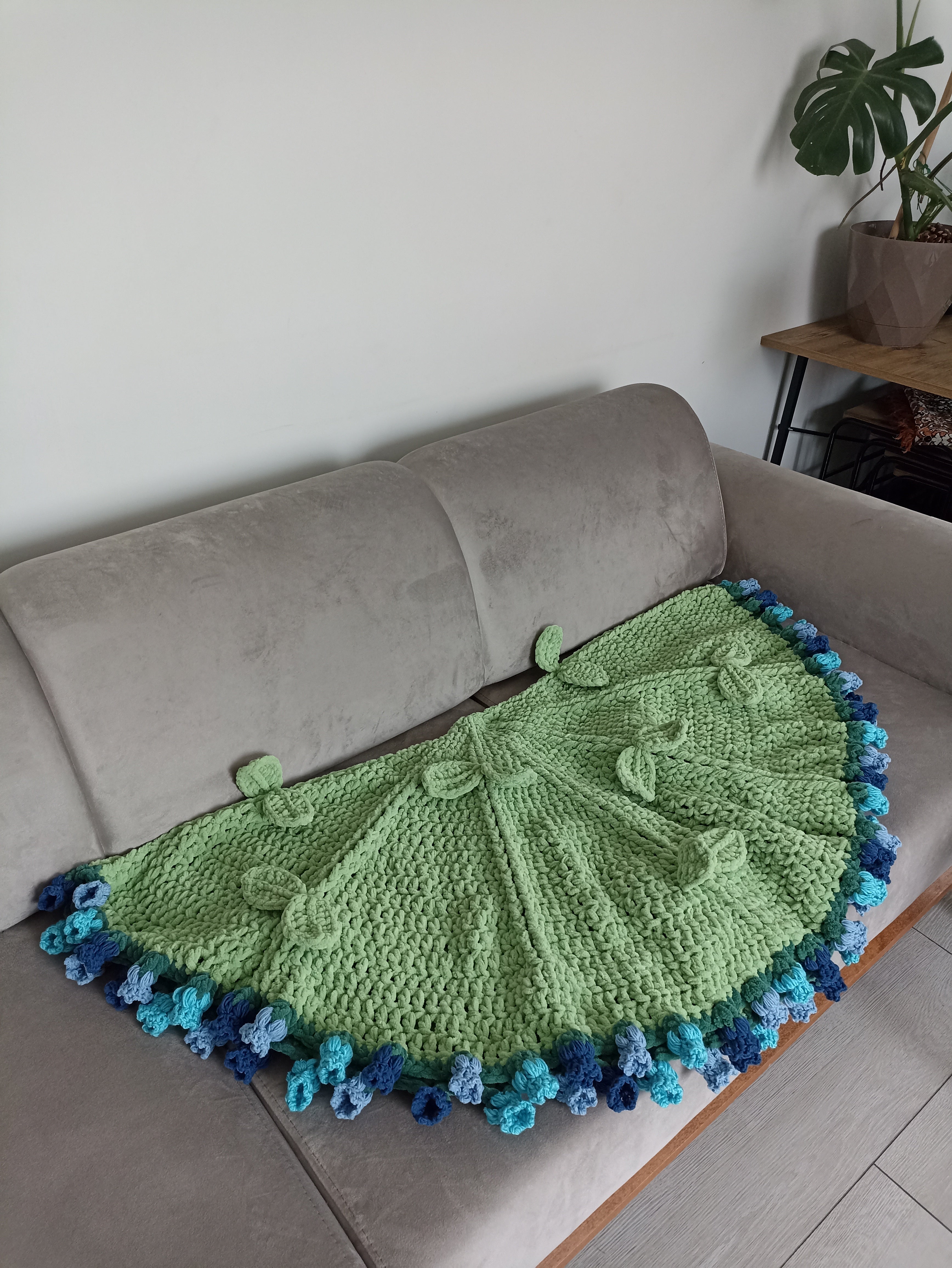 Handmade Crochet Daisy Bouquet Blanket (80 cm - 100 cm - 120 cm)