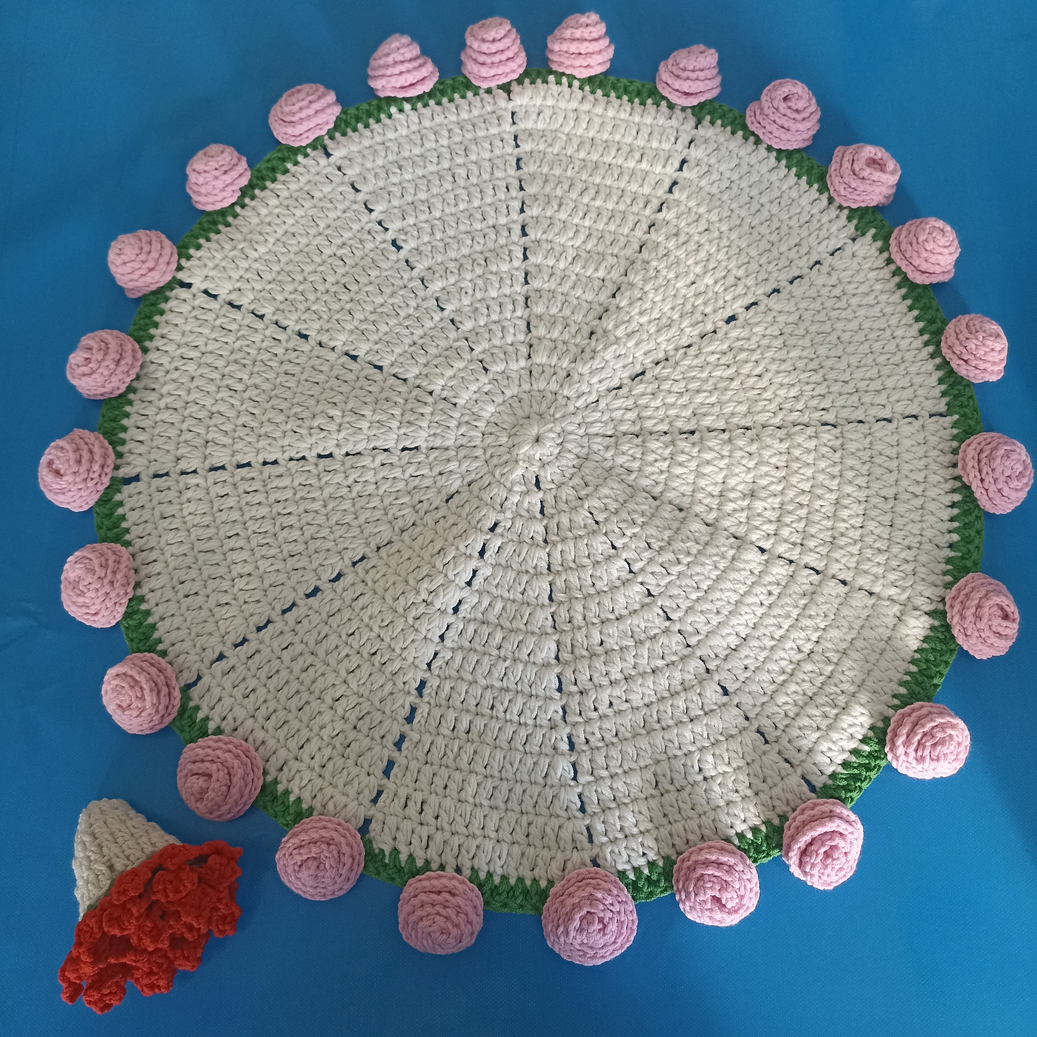 El Yapımı Pembe Gül Buket Battaniye